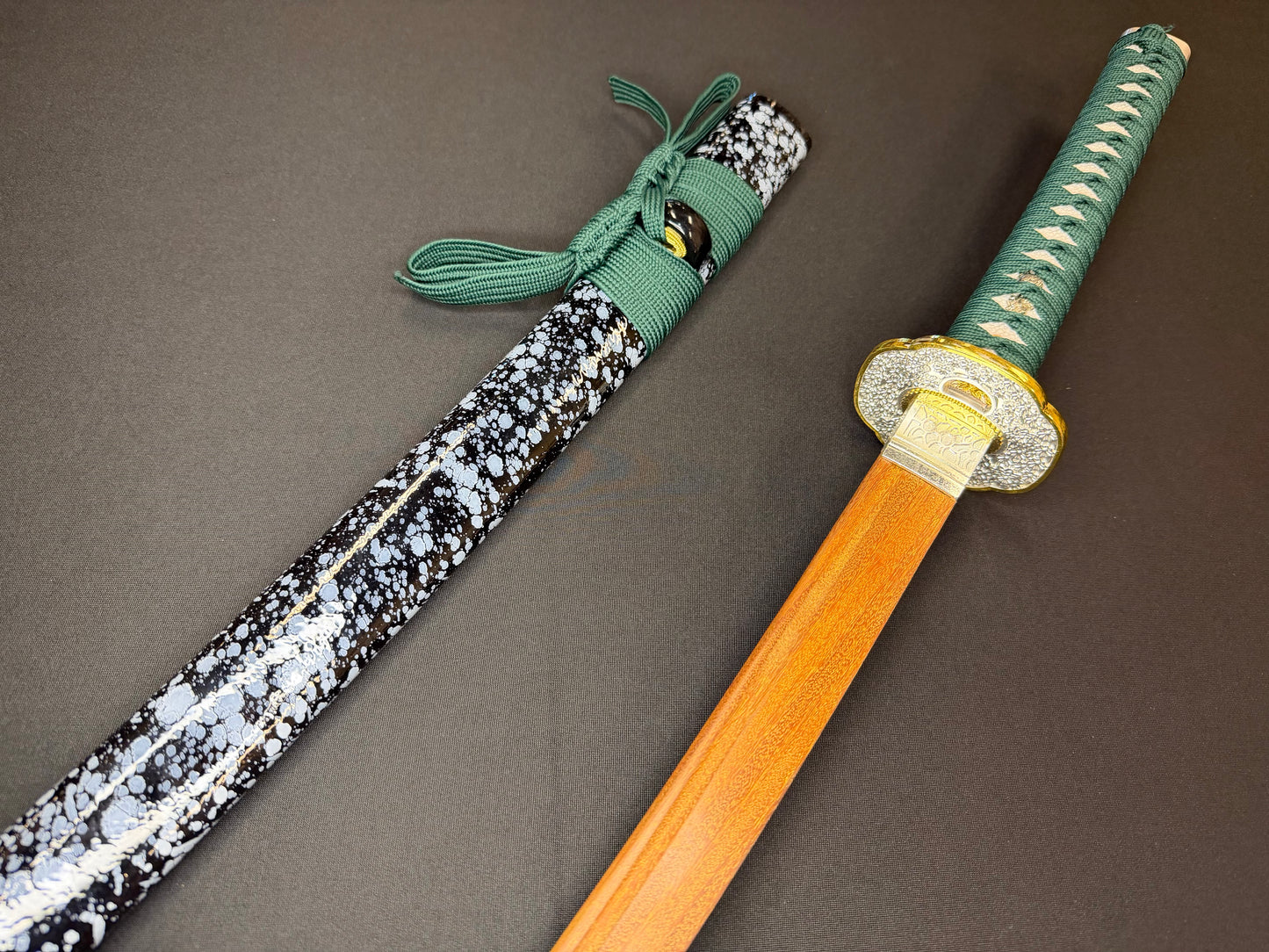Phoenix Arms Thousand Chrysanthemum Wooden Takemitsu