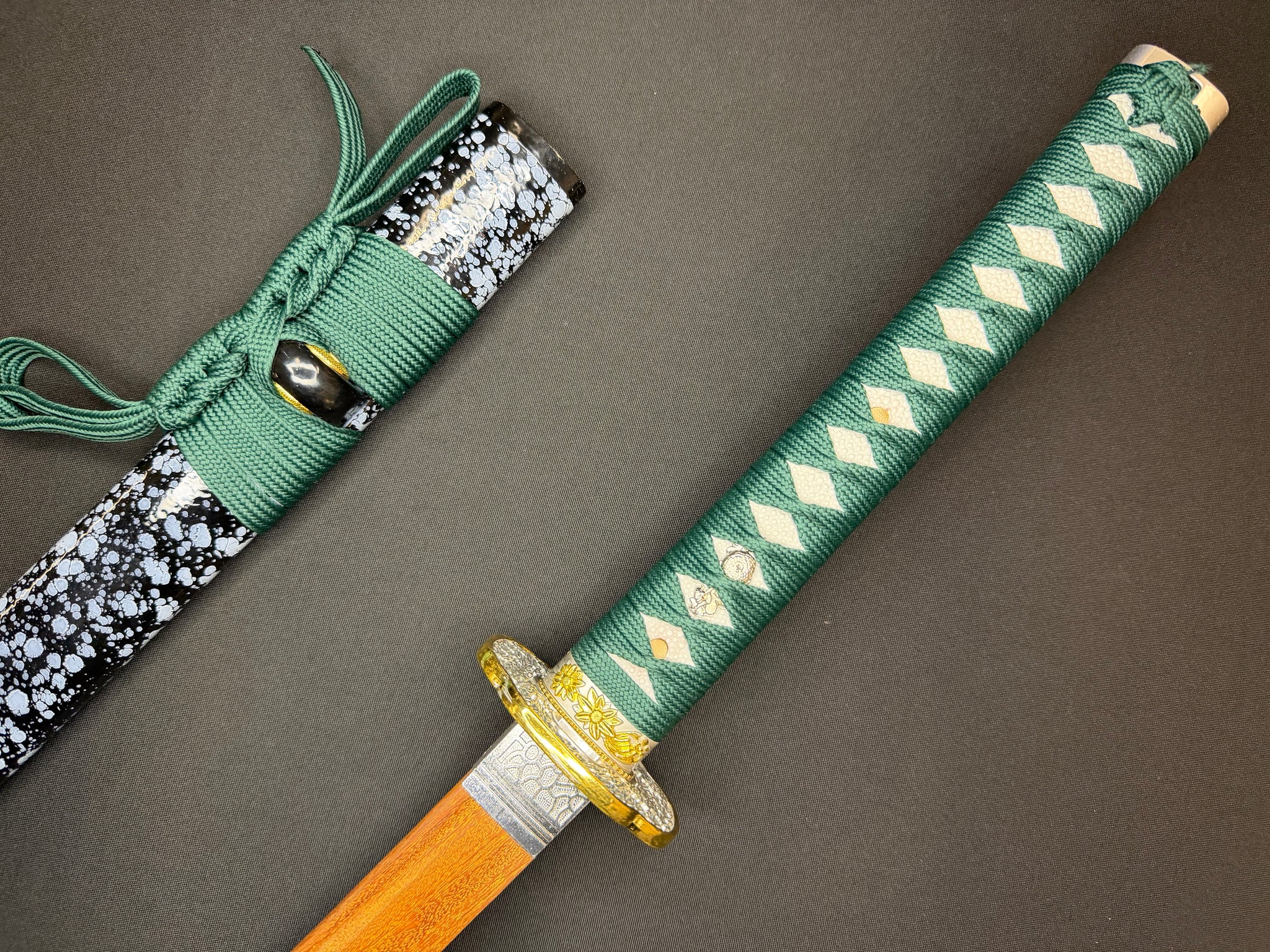 Phoenix Arms Thousand Chrysanthemum Wooden Takemitsu