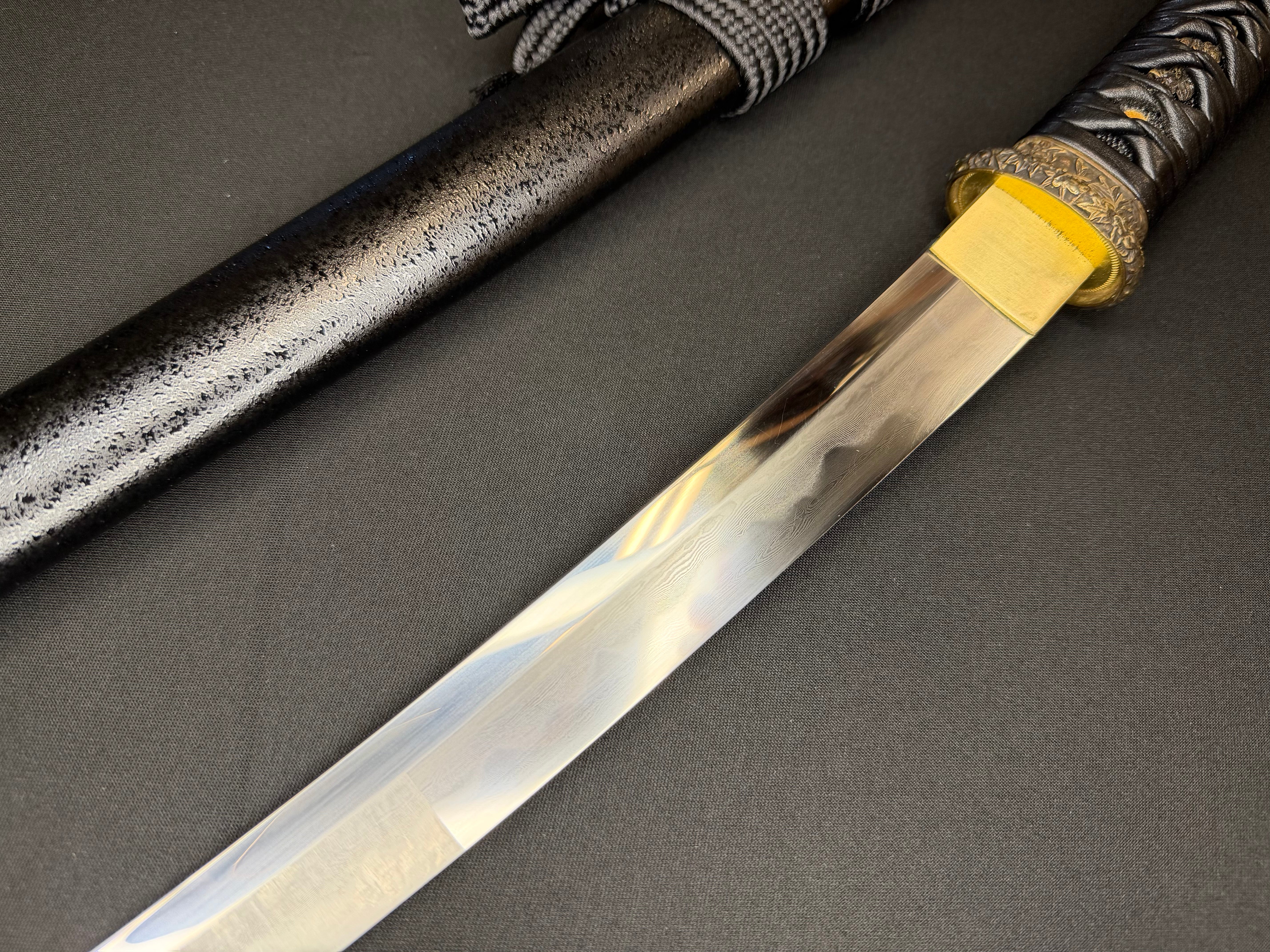 Shogun Arms Tanto - Dark Legacy Osoraku Clay Tempered Folded Steel