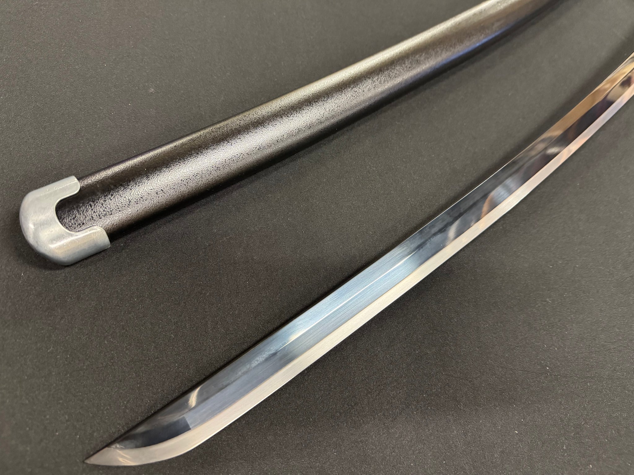 PRE-ORDER Demon Slayer Tanjiro Katana T10 Black Blade