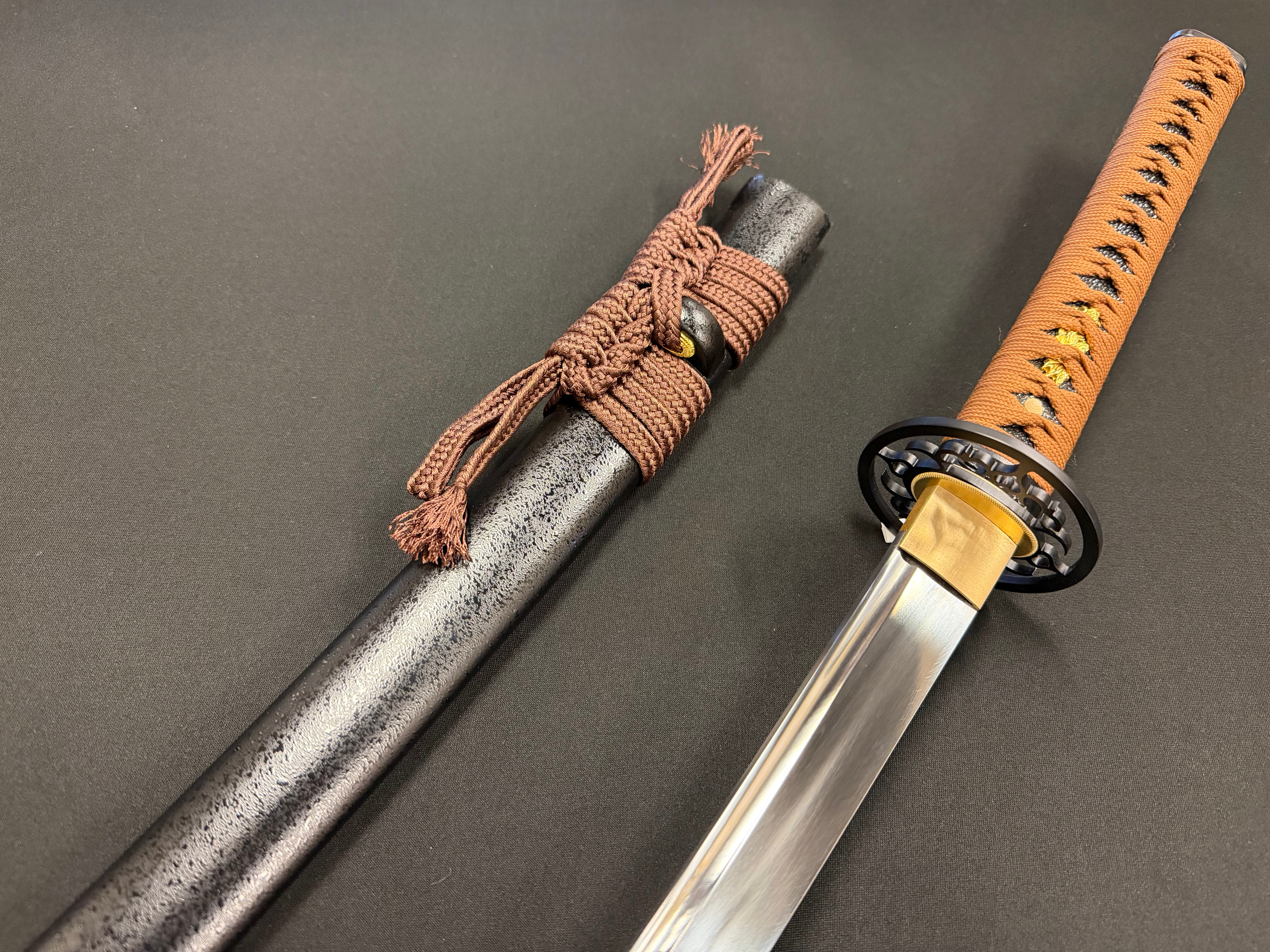 Phoenix Armory Katana - Featherlight Iron Earth 65mn