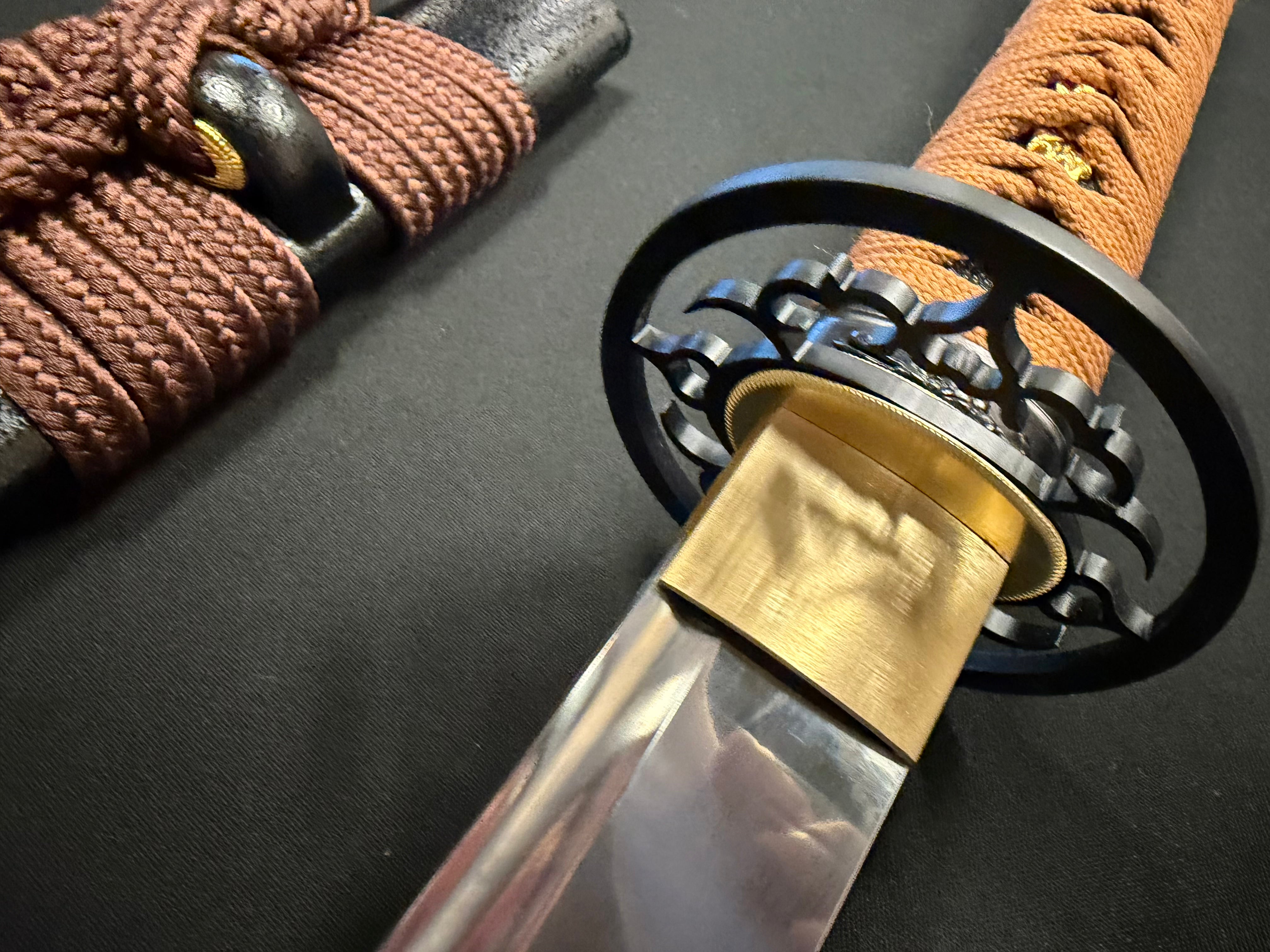 Phoenix Armory Katana - Featherlight Iron Earth 65mn