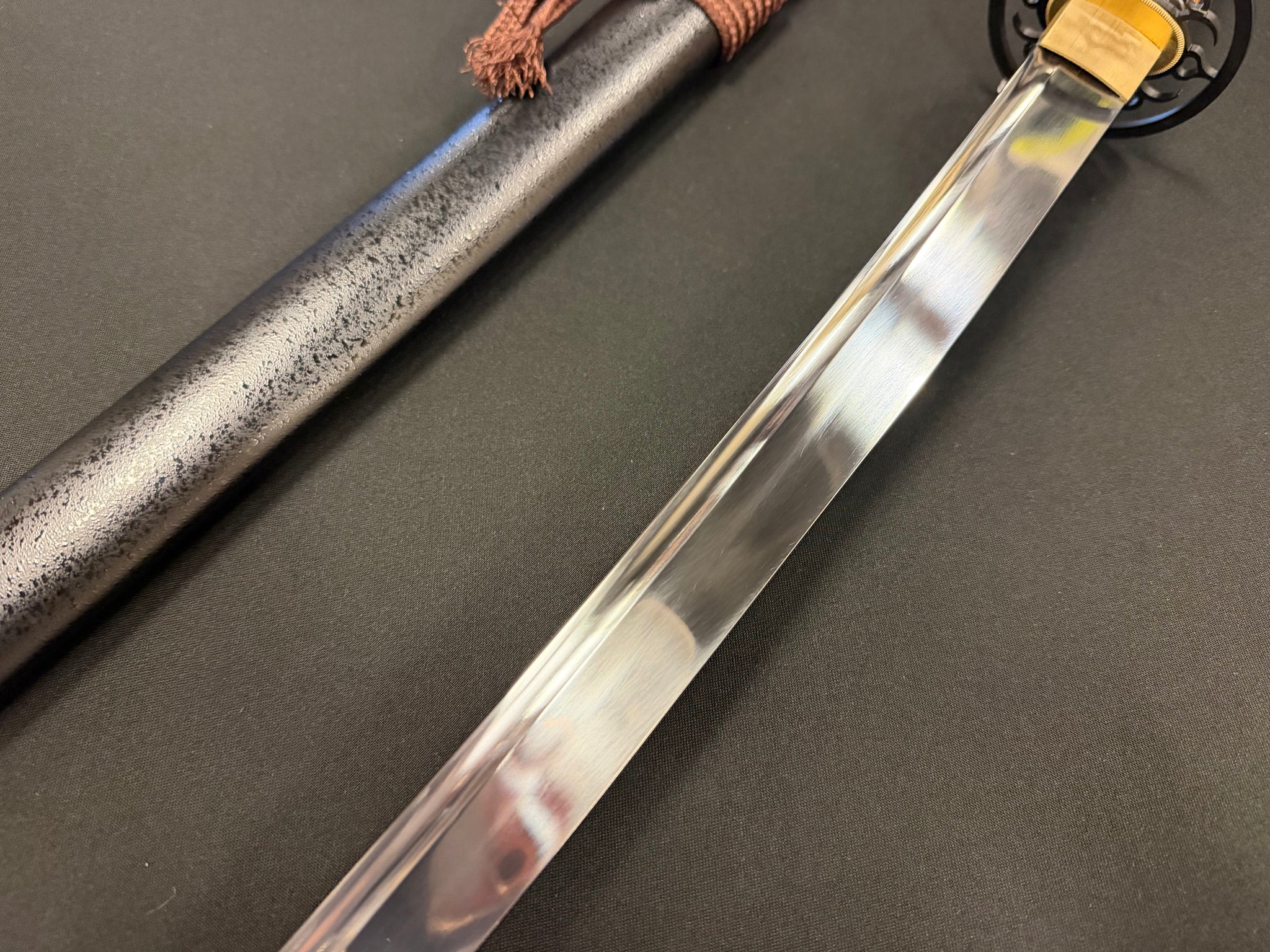 Phoenix Armory Katana - Featherlight Iron Earth 65mn