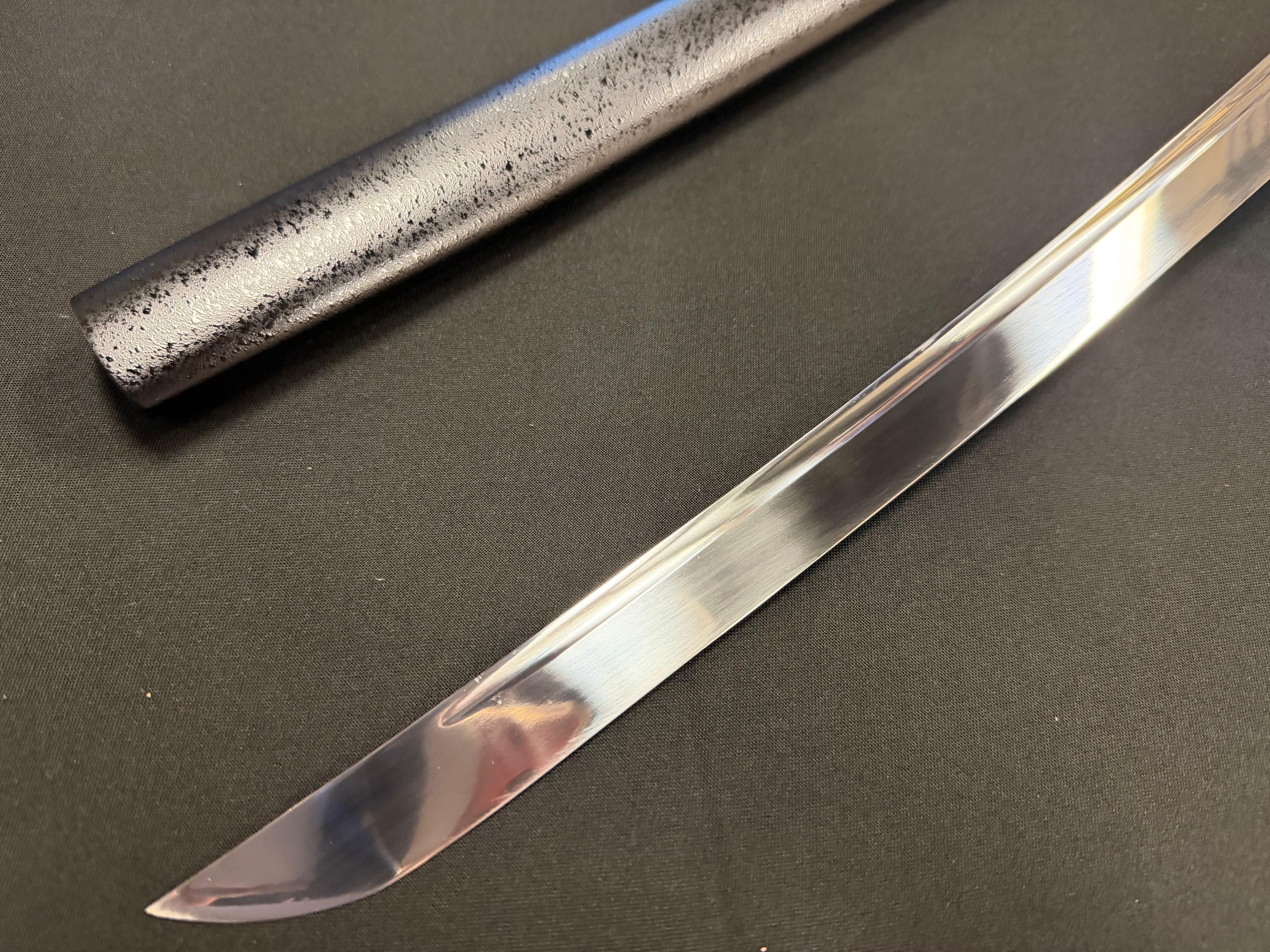 Phoenix Armory Katana - Featherlight Iron Earth 65mn