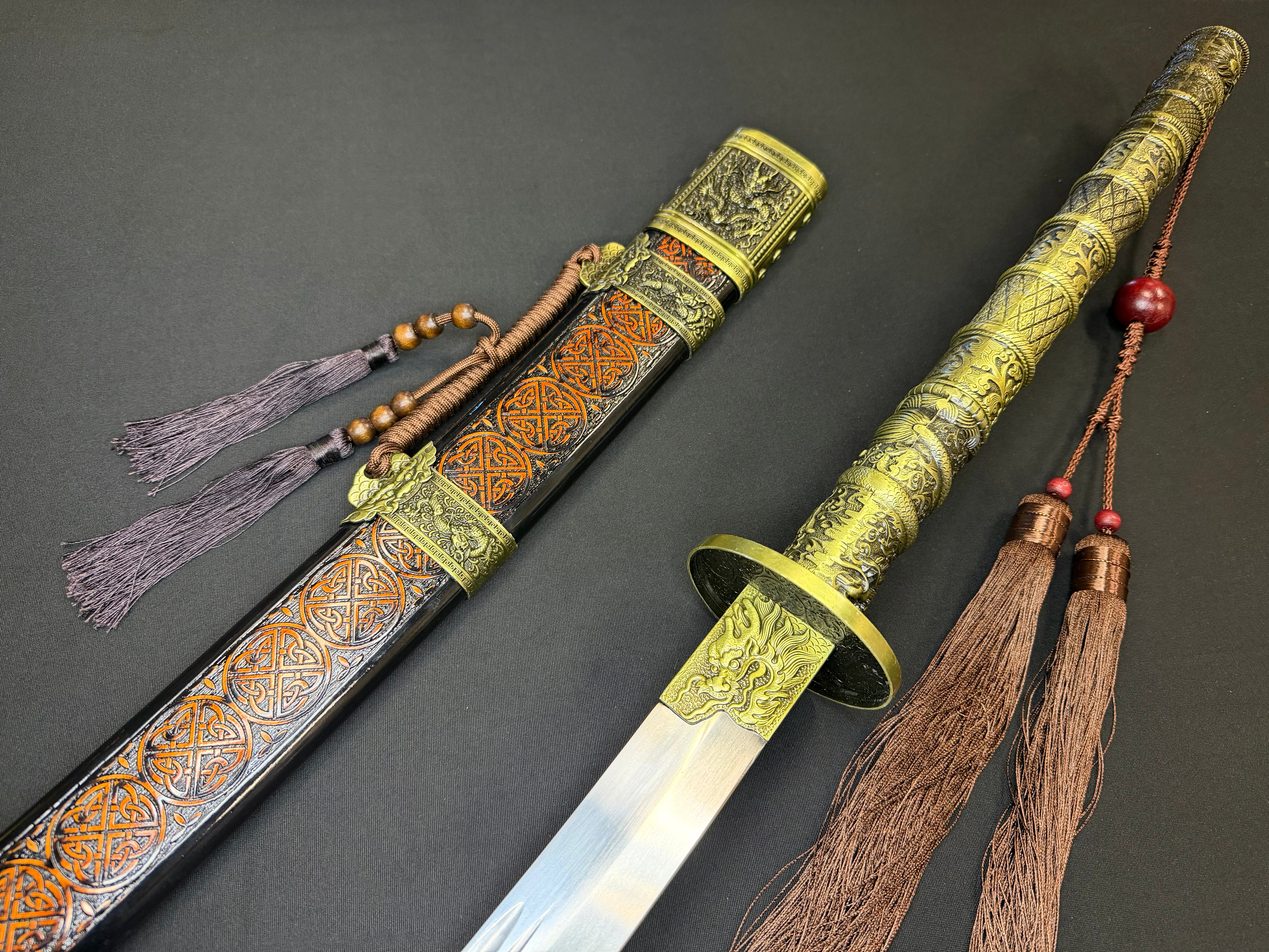 Phoenix Armory Long Kangxi Dao - Red Pattern Dragon Theme 65Mn