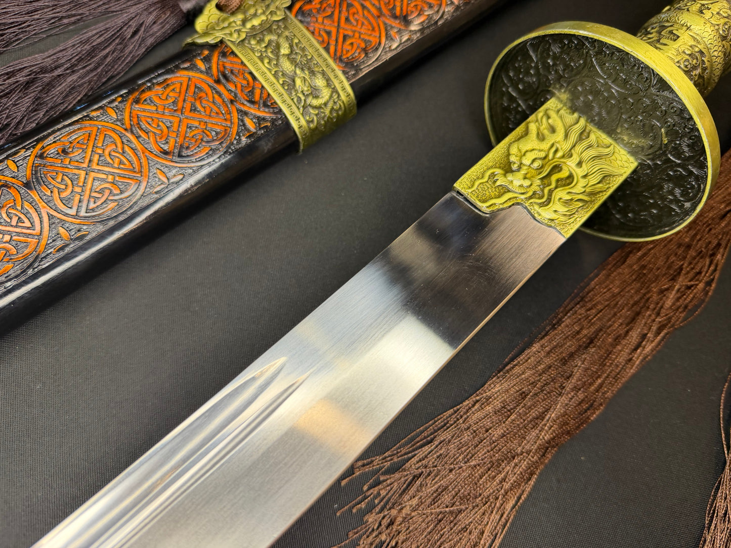 Phoenix Armory Long Kangxi Dao - Red Pattern Dragon Theme 65Mn