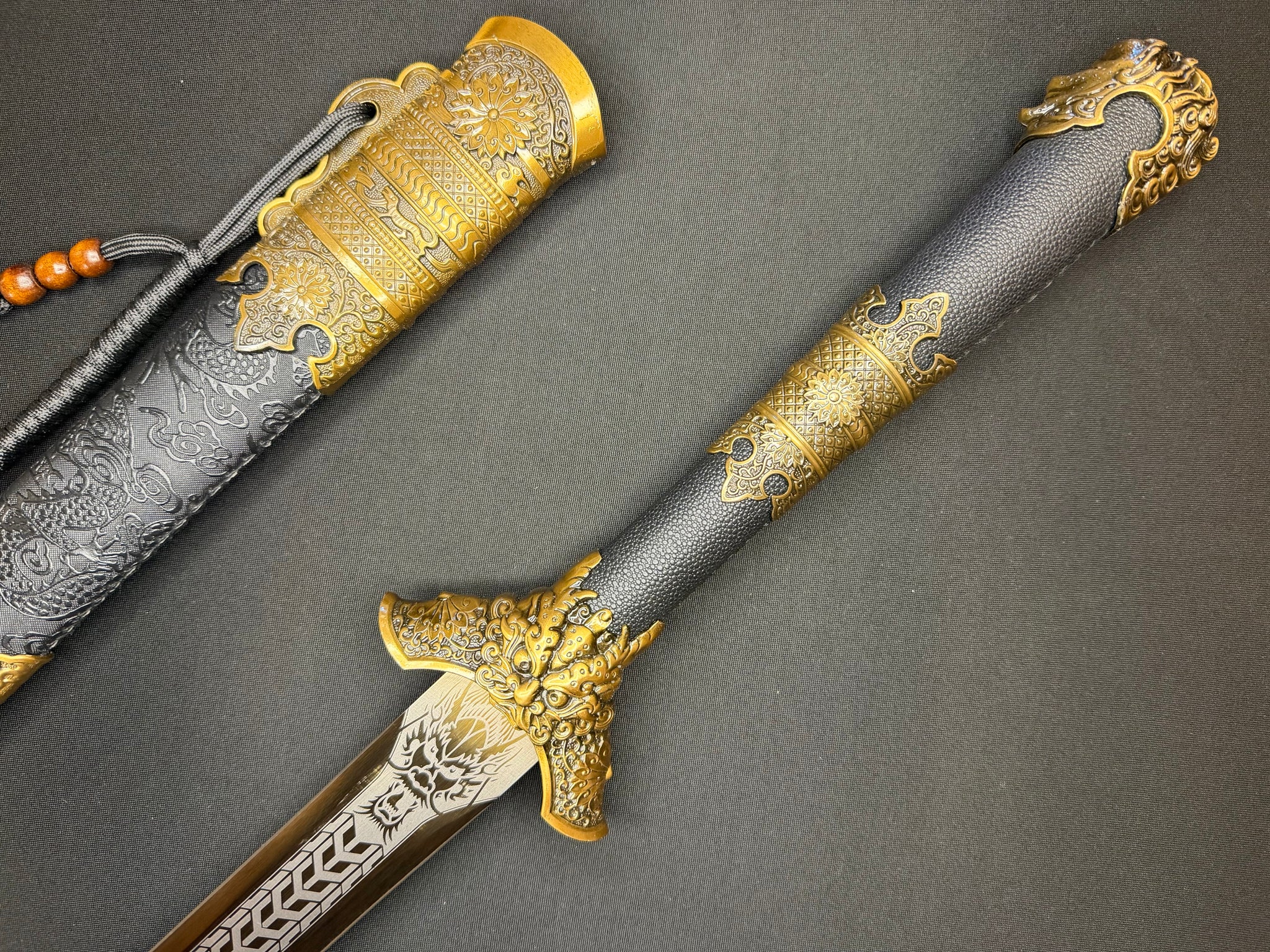 Phoenix Armory Dao - Gilded Wyvern 65Mn