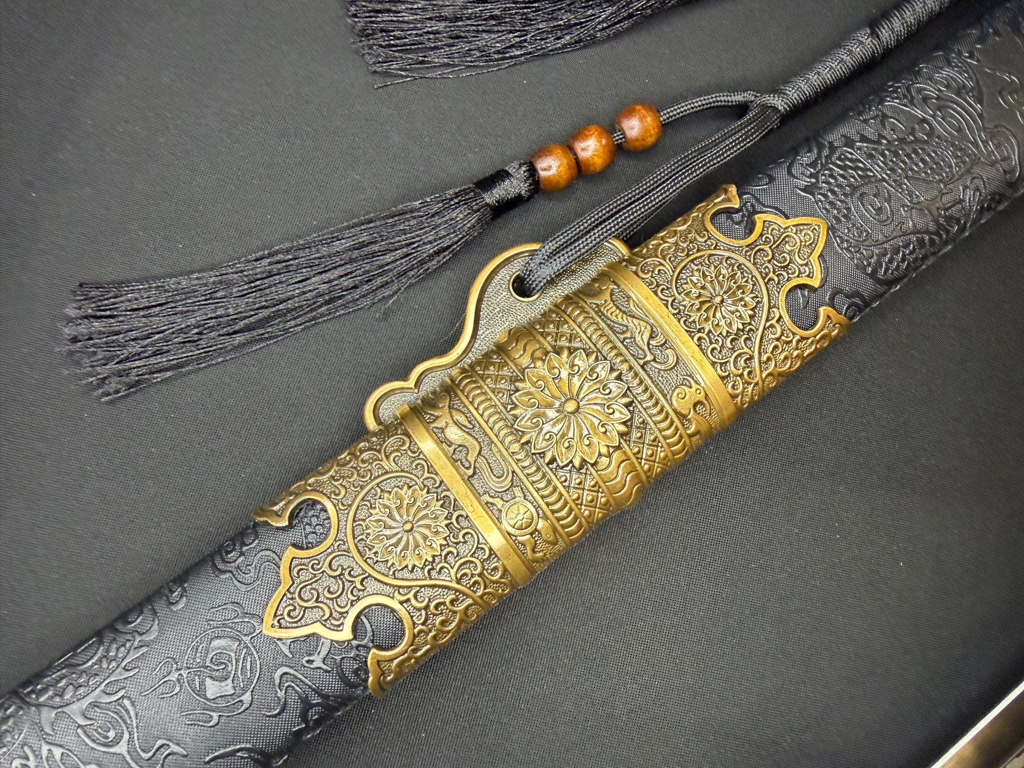 Phoenix Armory Dao - Gilded Wyvern 65Mn
