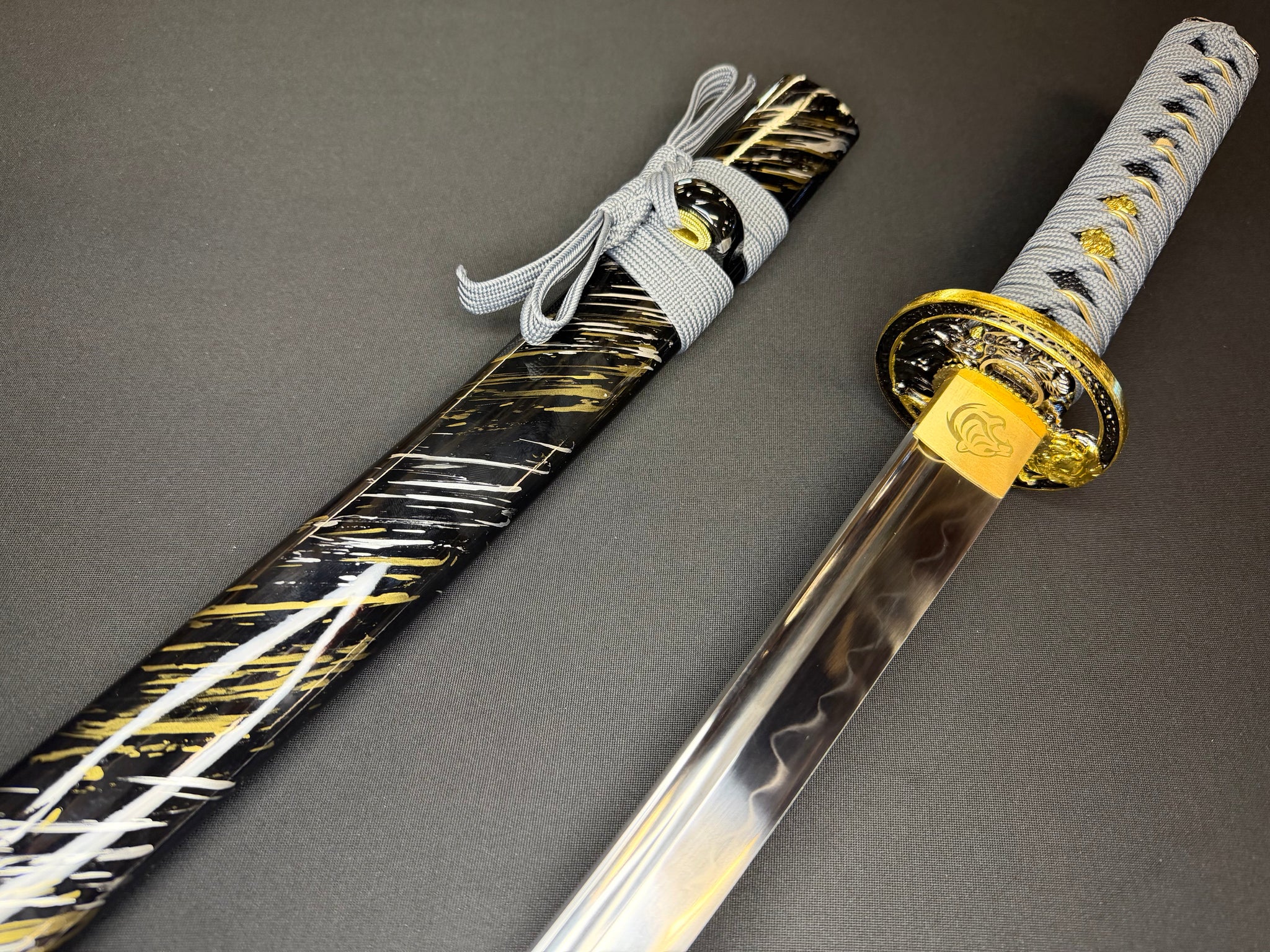 Dragonspring Wakizashi - Golden Tiger T10
