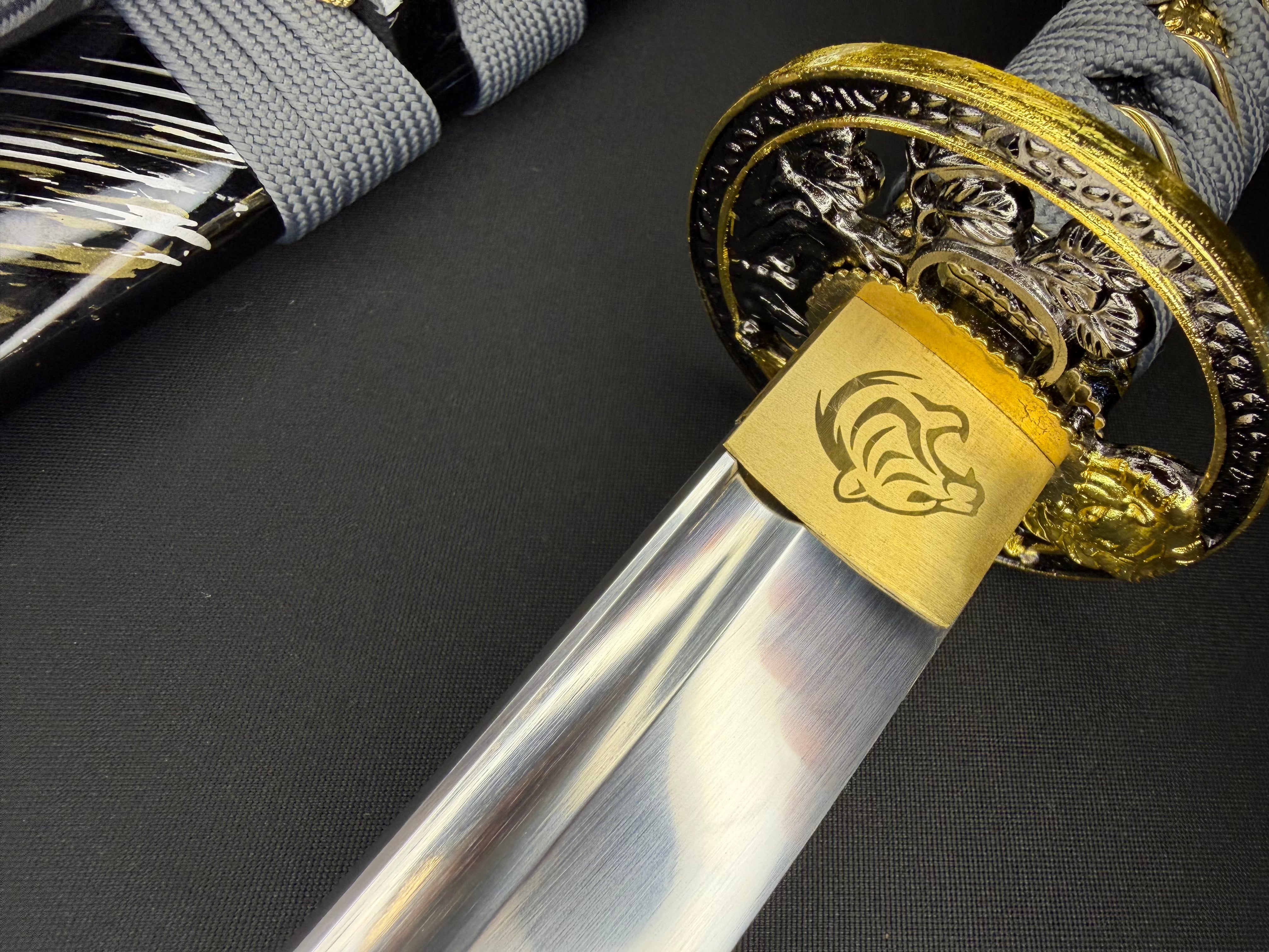 Phoenix Armory Wakizashi - Golden Tiger T10
