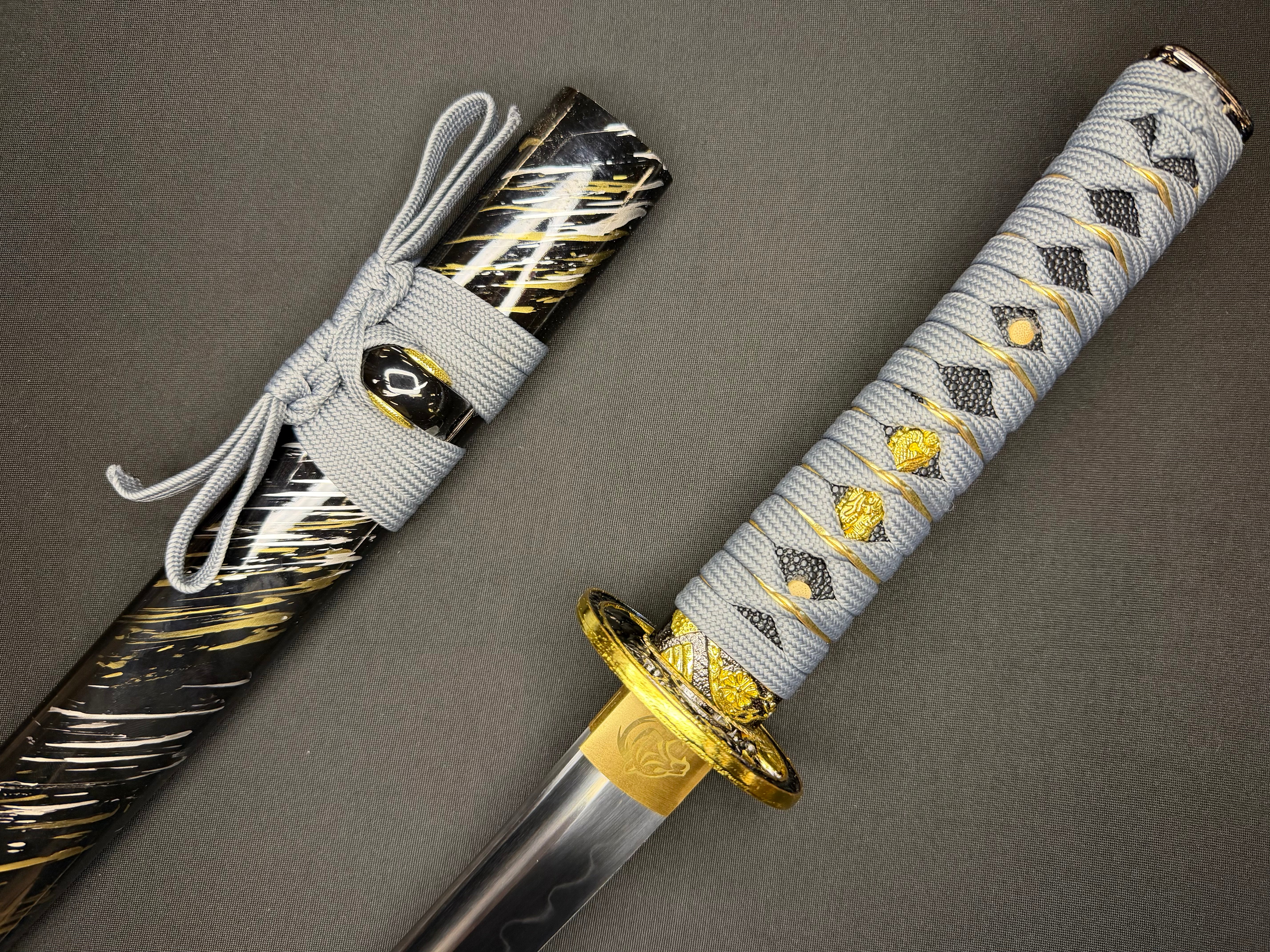 Phoenix Armory Wakizashi - Golden Tiger T10
