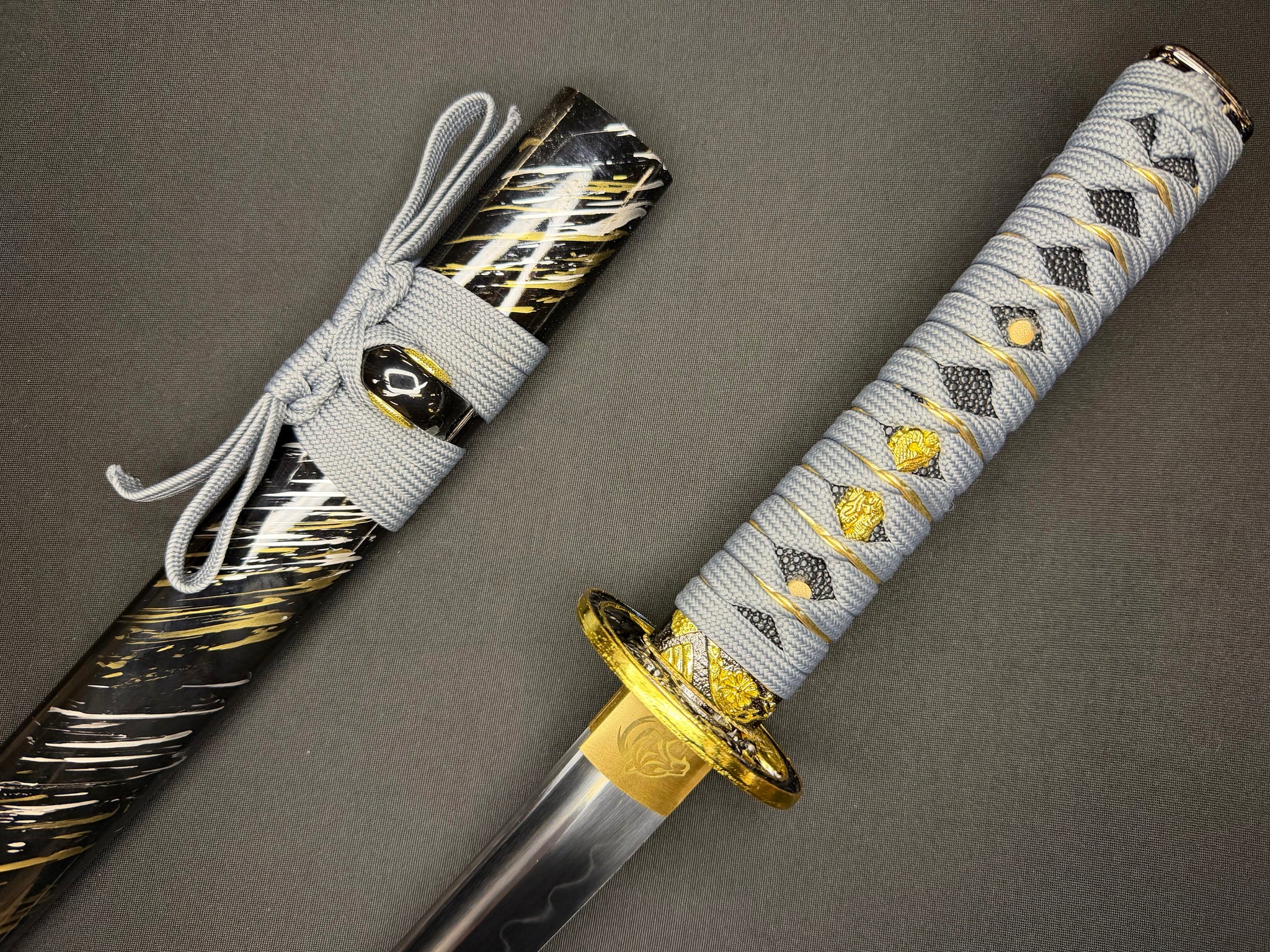 Dragonspring Wakizashi - Golden Tiger T10