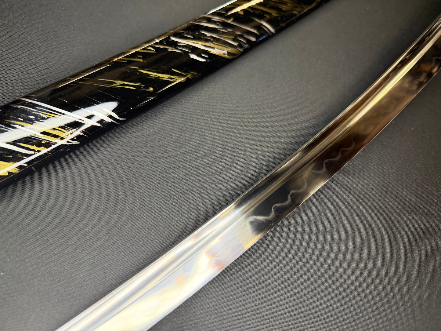 Dragonspring Wakizashi - Golden Tiger T10