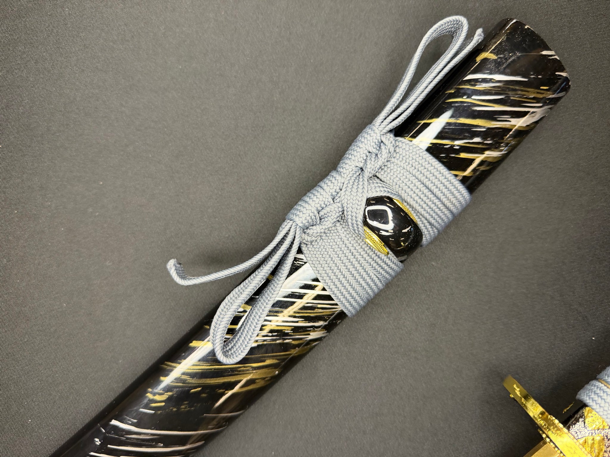 Dragonspring Wakizashi - Golden Tiger T10