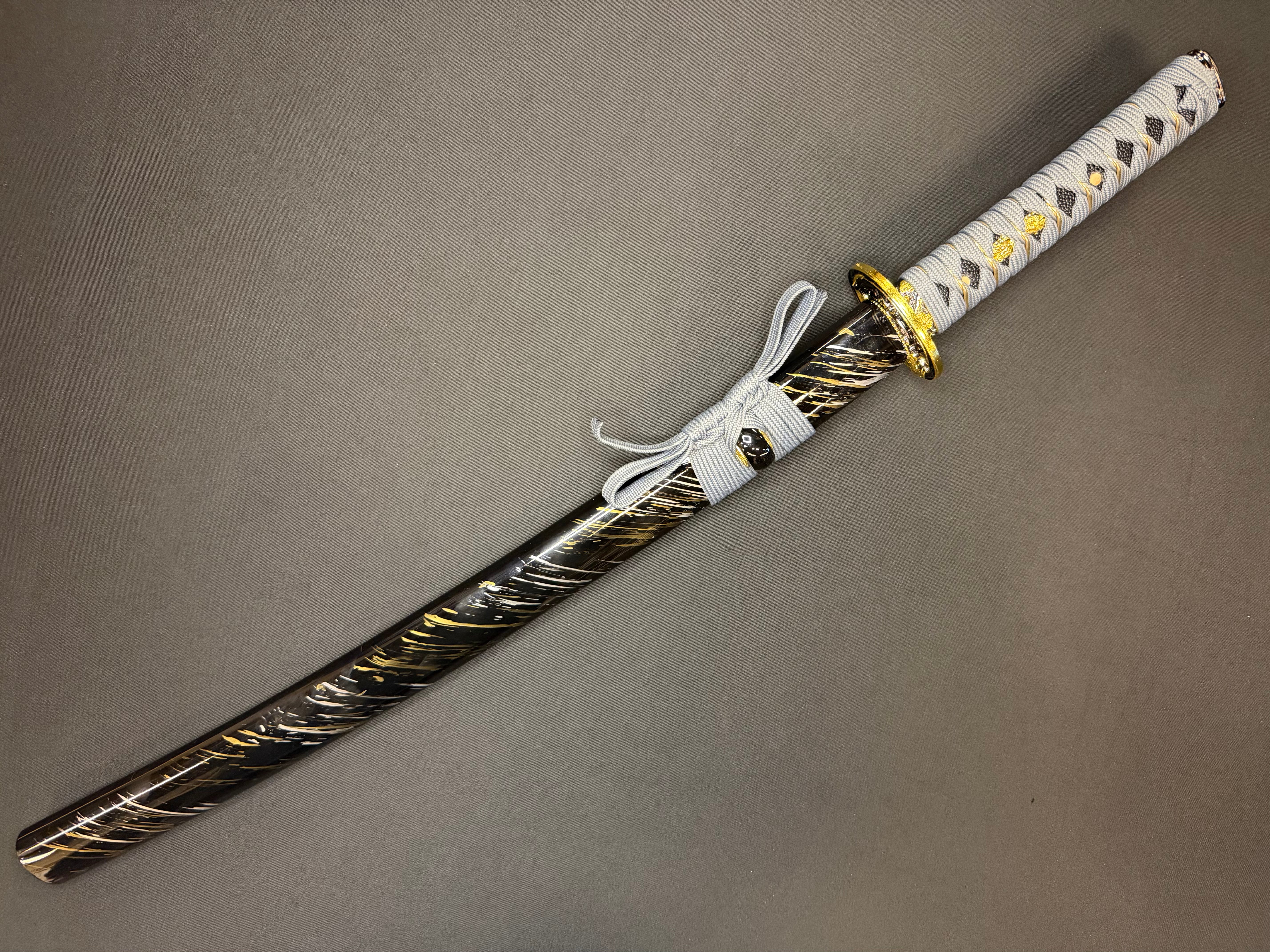 Phoenix Armory Wakizashi - Golden Tiger T10