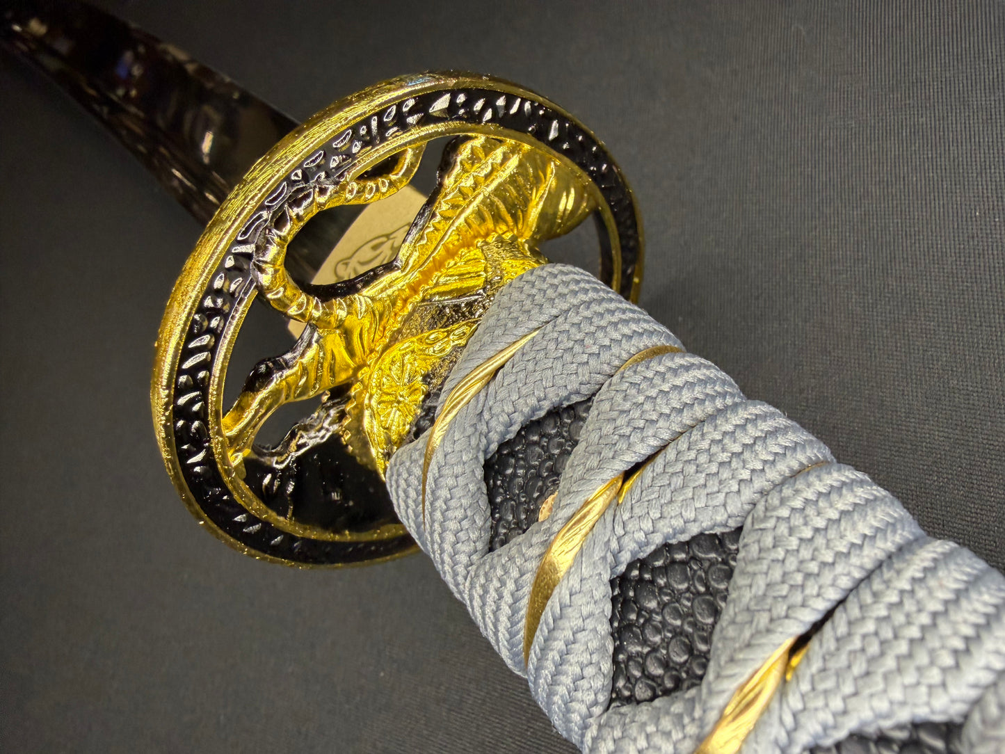 Dragonspring Katana - Golden Tiger T10