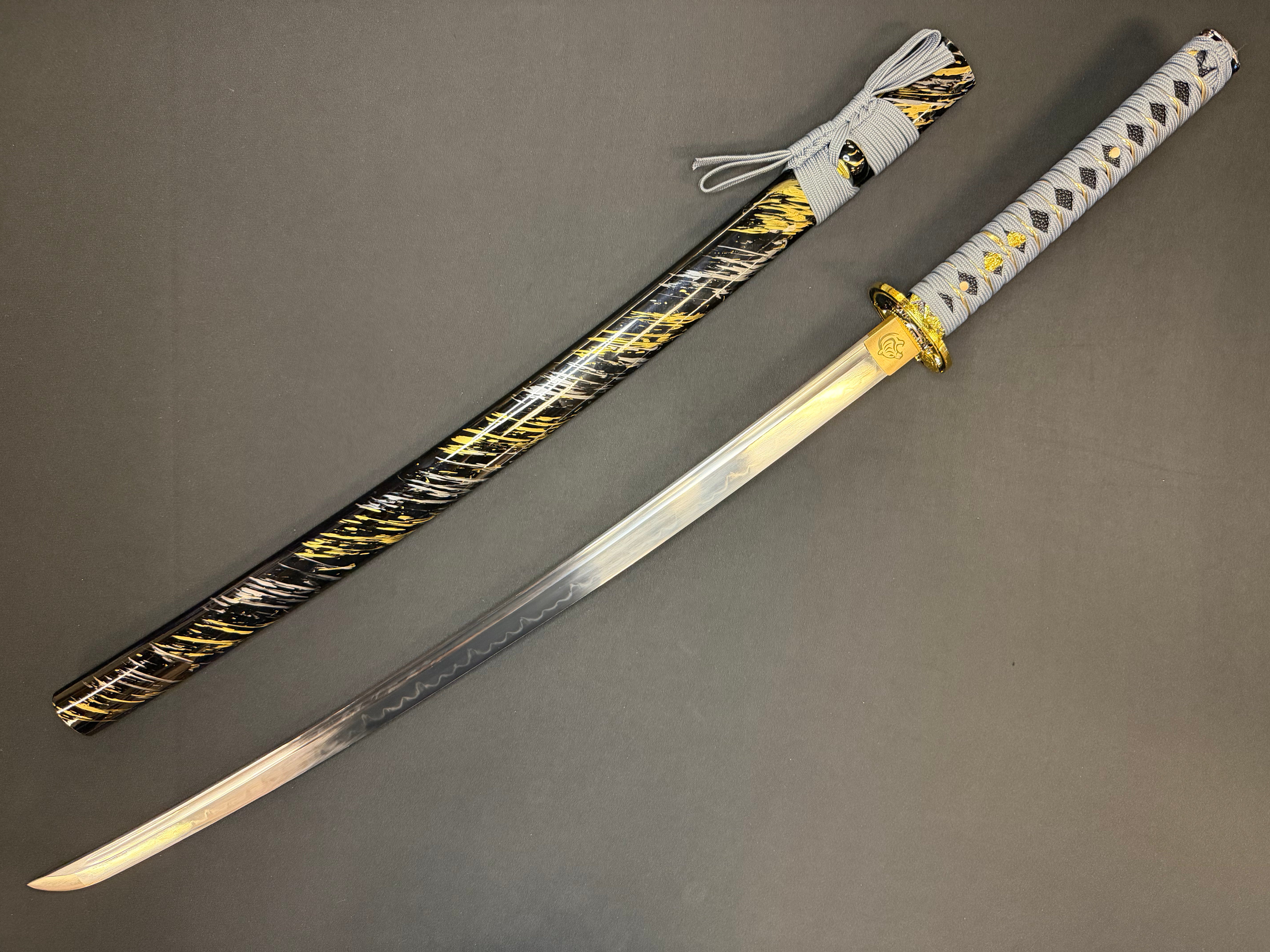 Phoenix Armory Katana - Golden Tiger T10