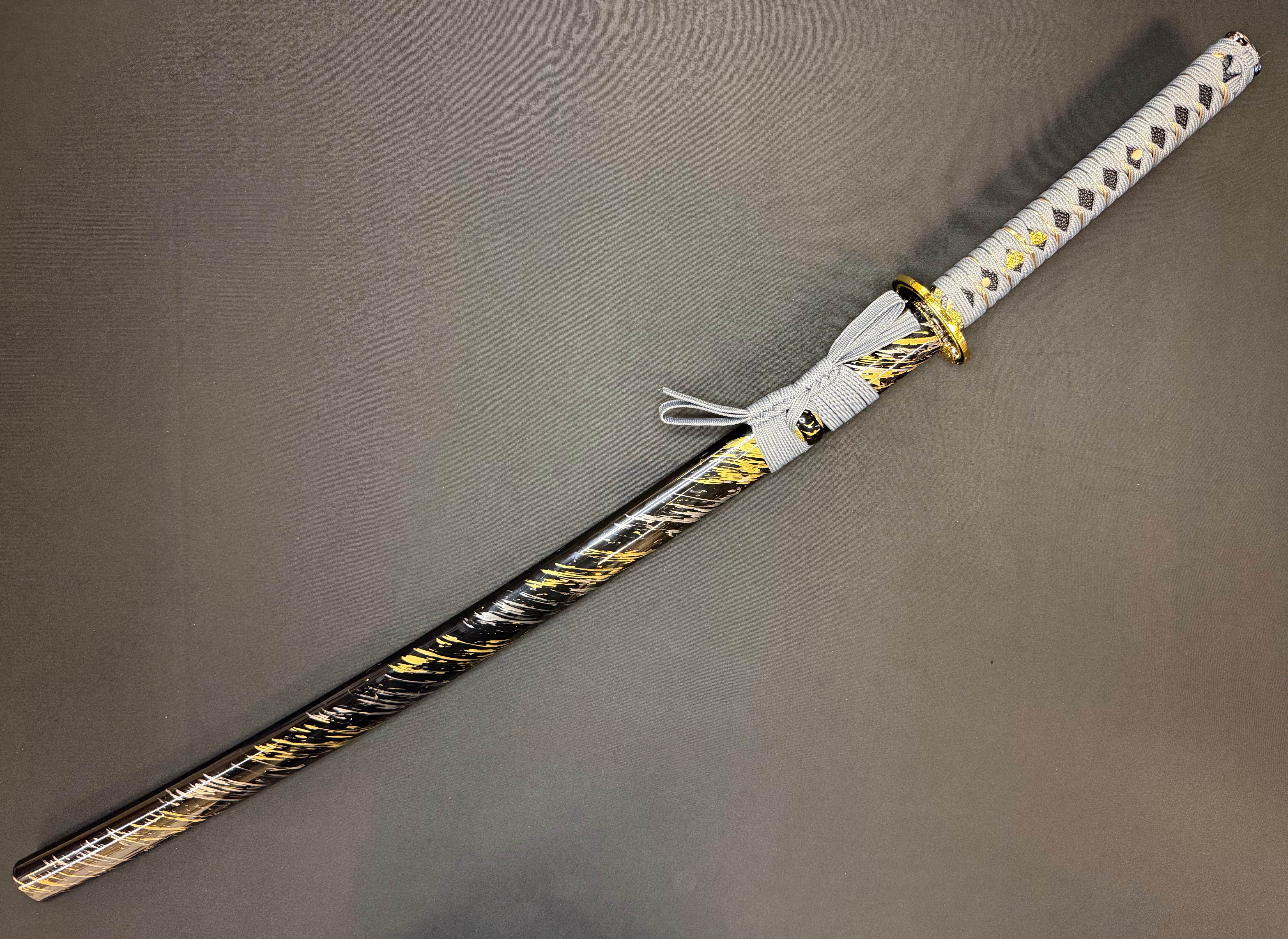 Phoenix Armory Katana - Golden Tiger T10