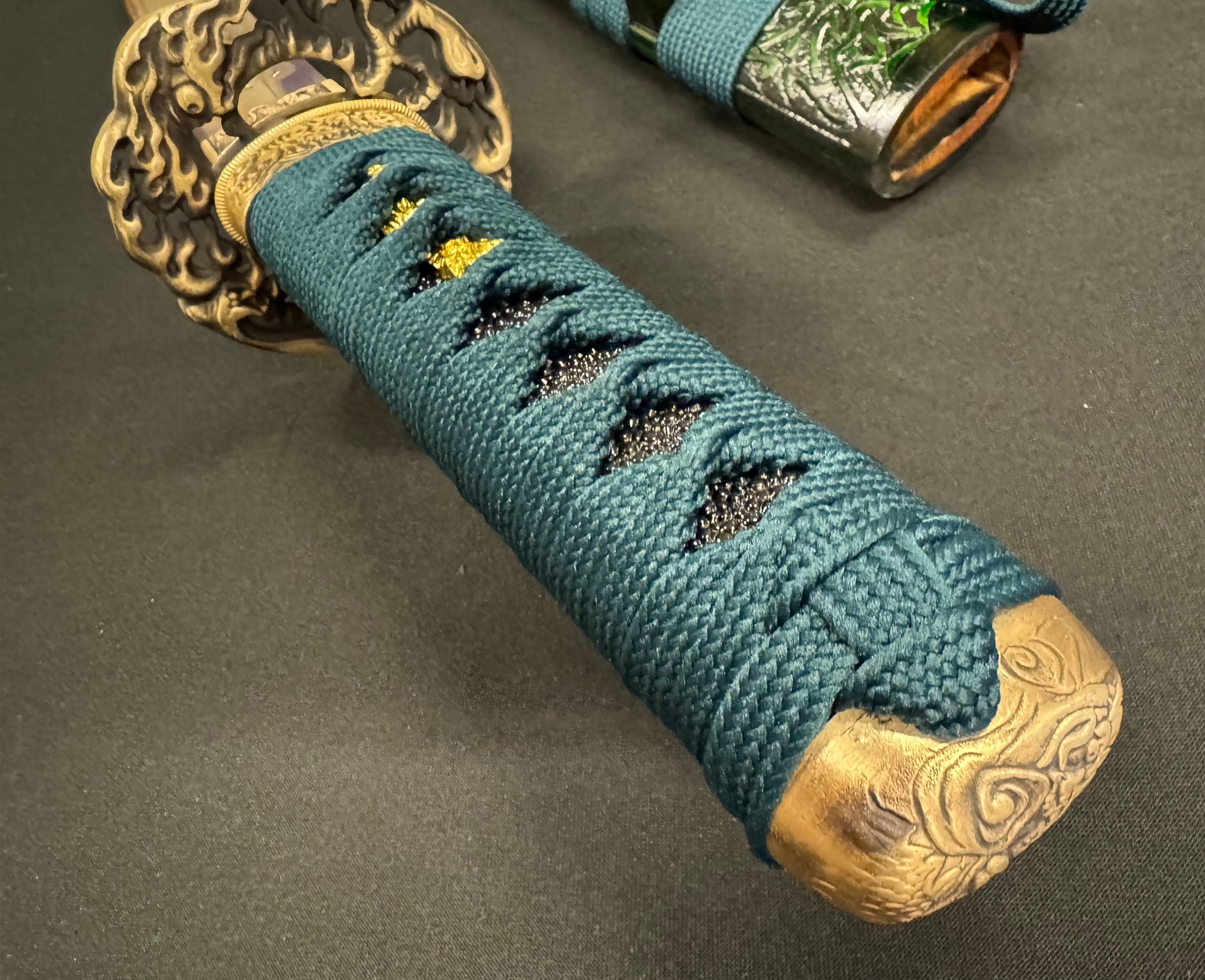 Phoenix Armory Tanto - Celtic Wyvern T10 Horimono