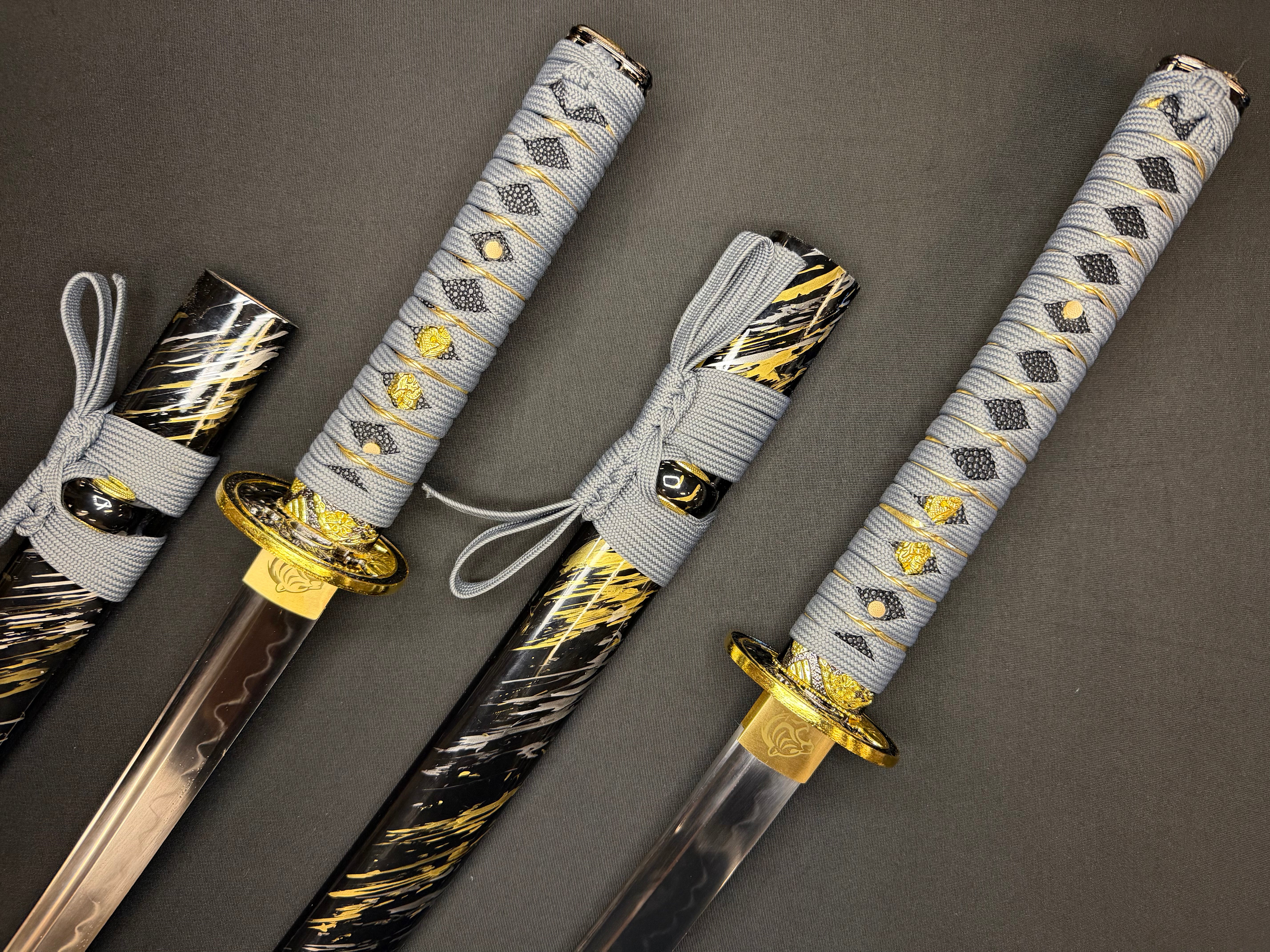 Phoenix Armory Daisho - Golden Tiger T10 Two Sword Set
