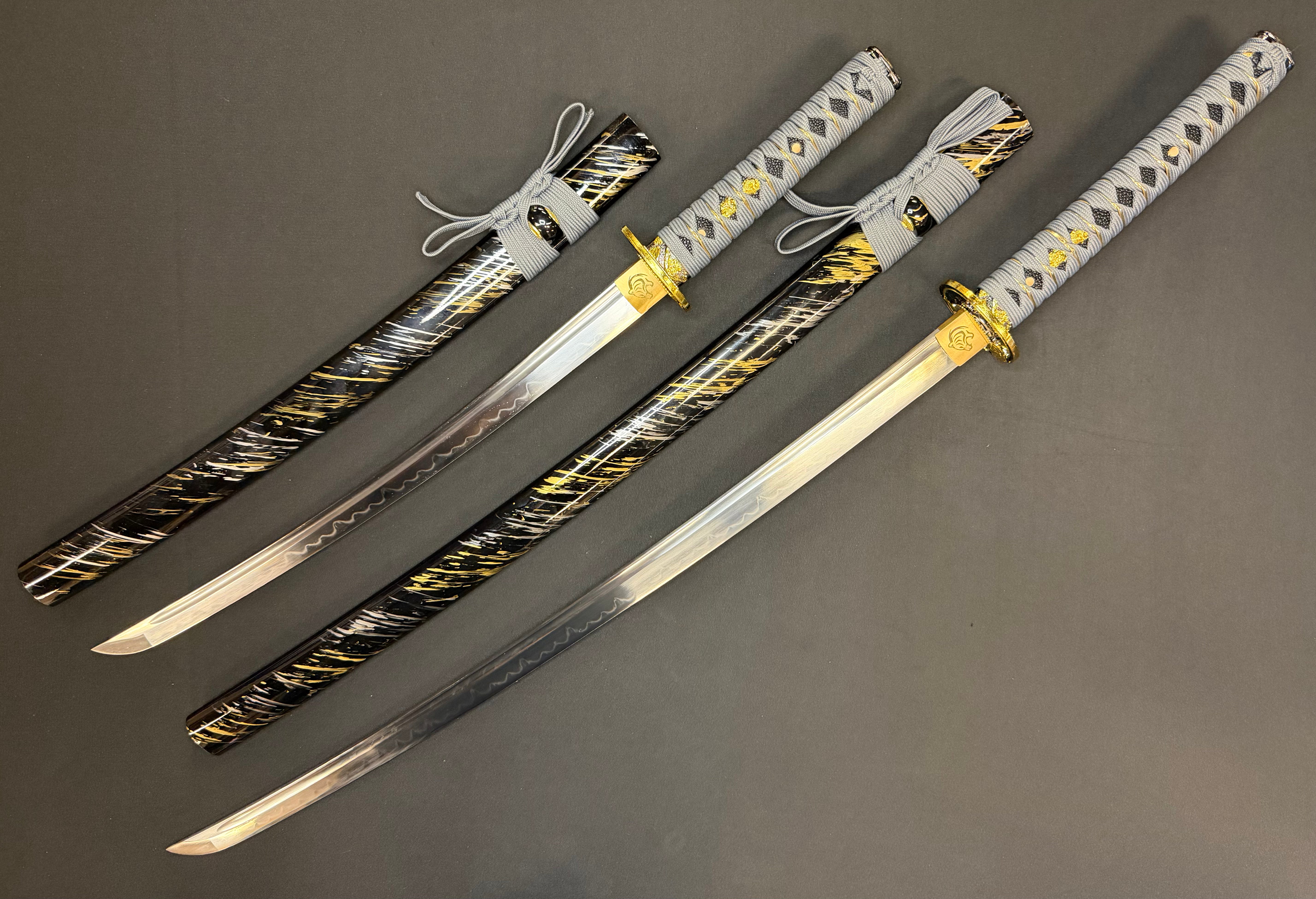 Phoenix Armory Daisho - Golden Tiger T10 Two Sword Set