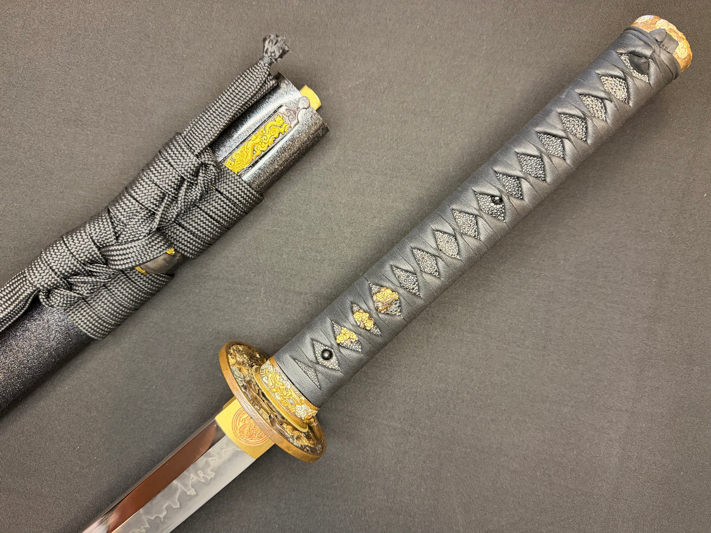 Cloudhammer Katana - Hidden Dragon Series Sakura Fury - sx105v Japanese Tool Steel - Ko-Choji Hamon