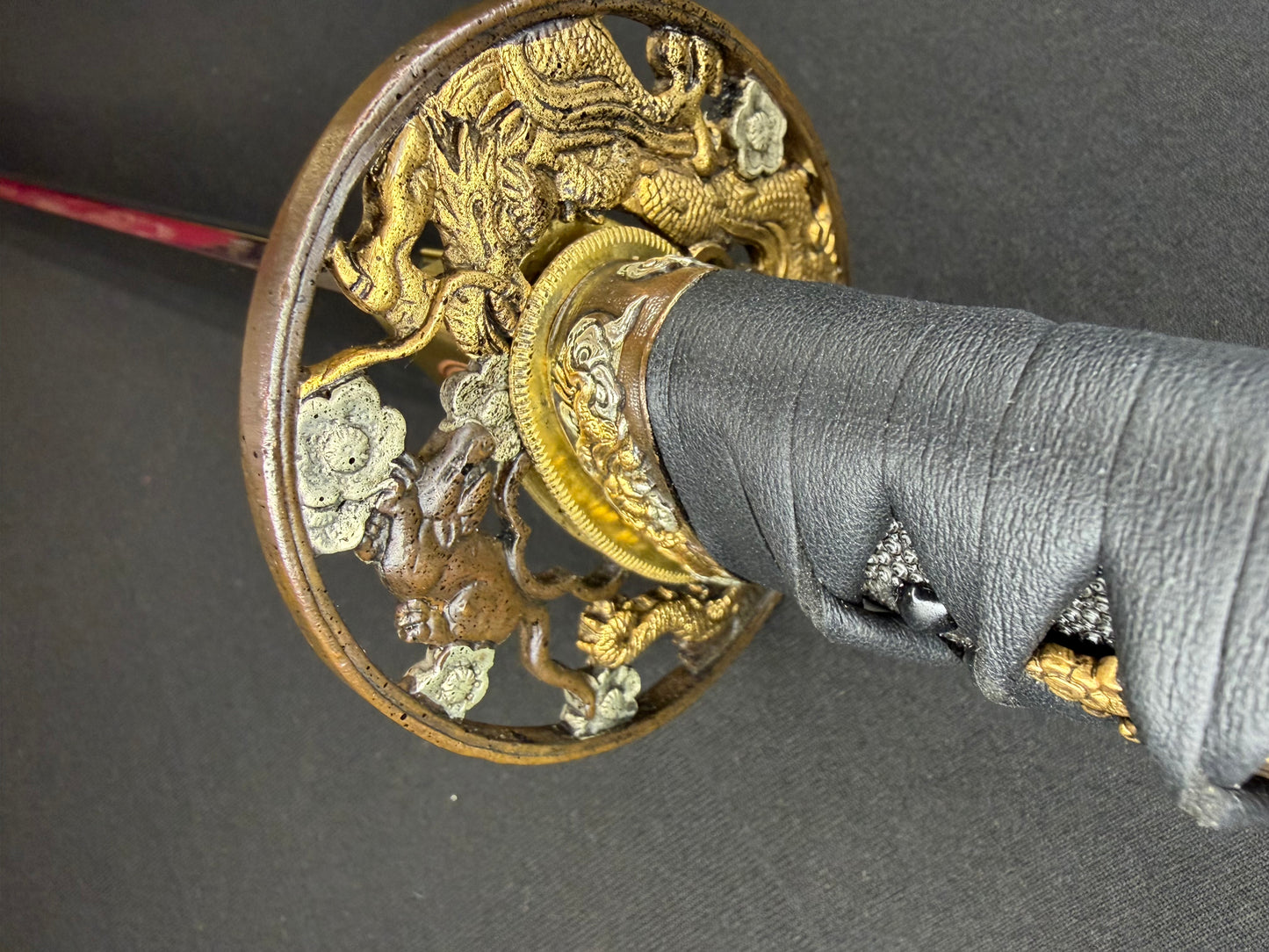 Cloudhammer Katana - Hidden Dragon Series Sakura Fury - sx105v Japanese Tool Steel - Ko-Choji Hamon