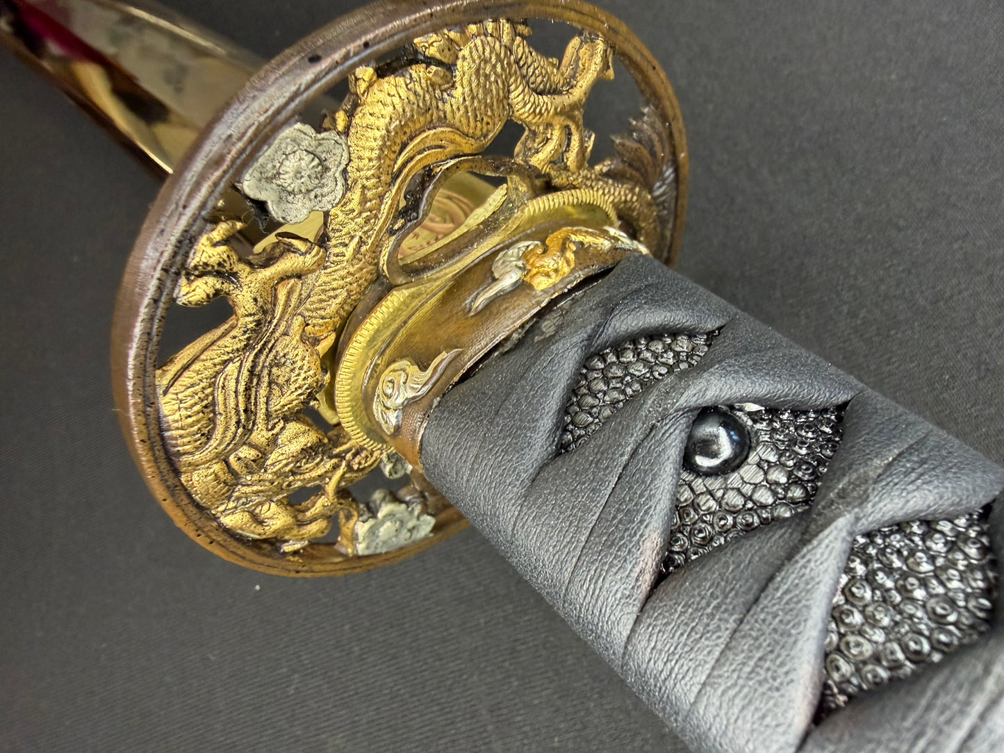 Cloudhammer Katana - Hidden Dragon Series Sakura Fury - sx105v Japanese Tool Steel - Ko-Choji Hamon