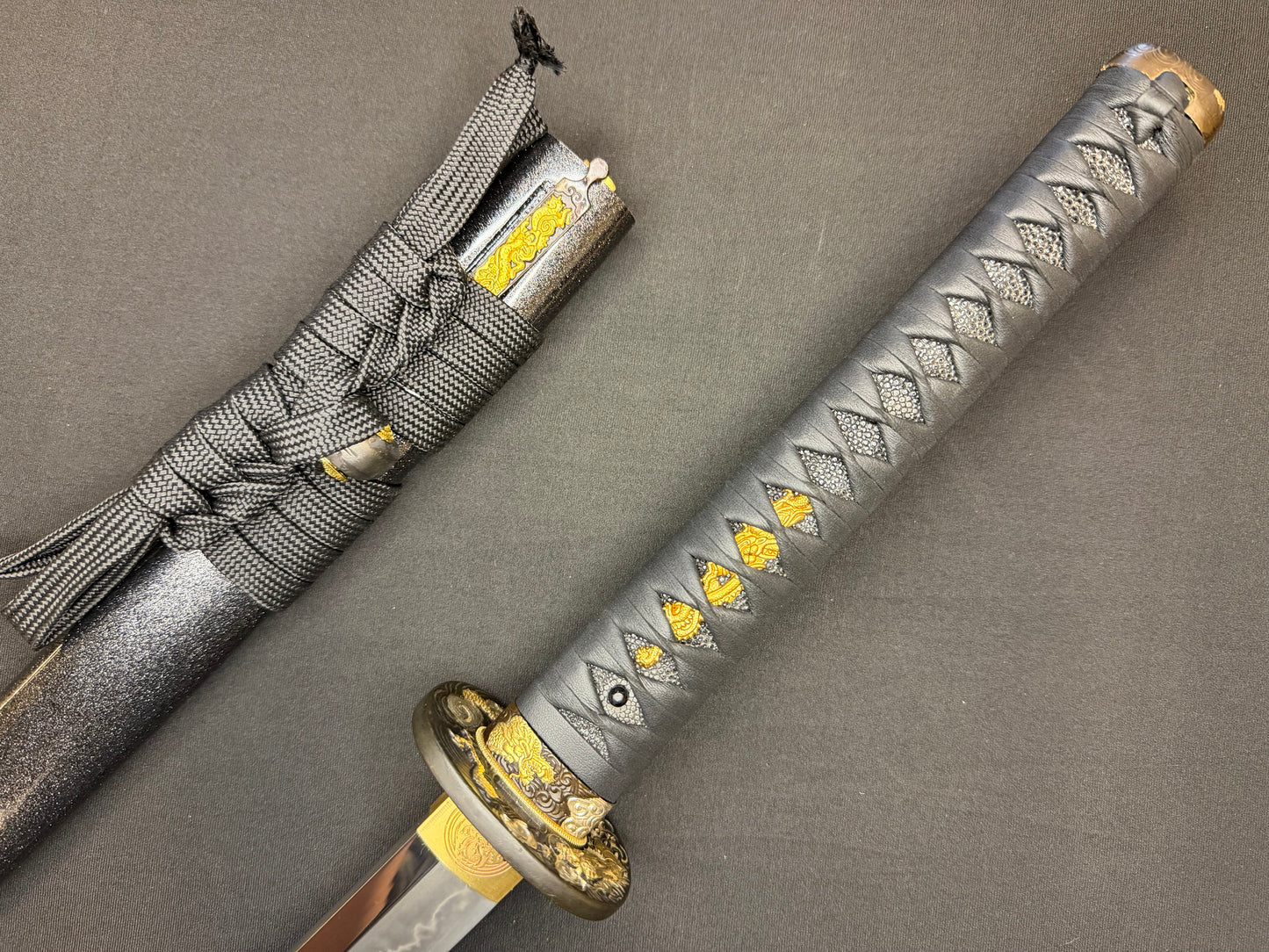 Cloudhammer Katana - Hidden Dragon Series Stormdragon - sx105v Japanese Tool Steel - Ko-Choji Hamon
