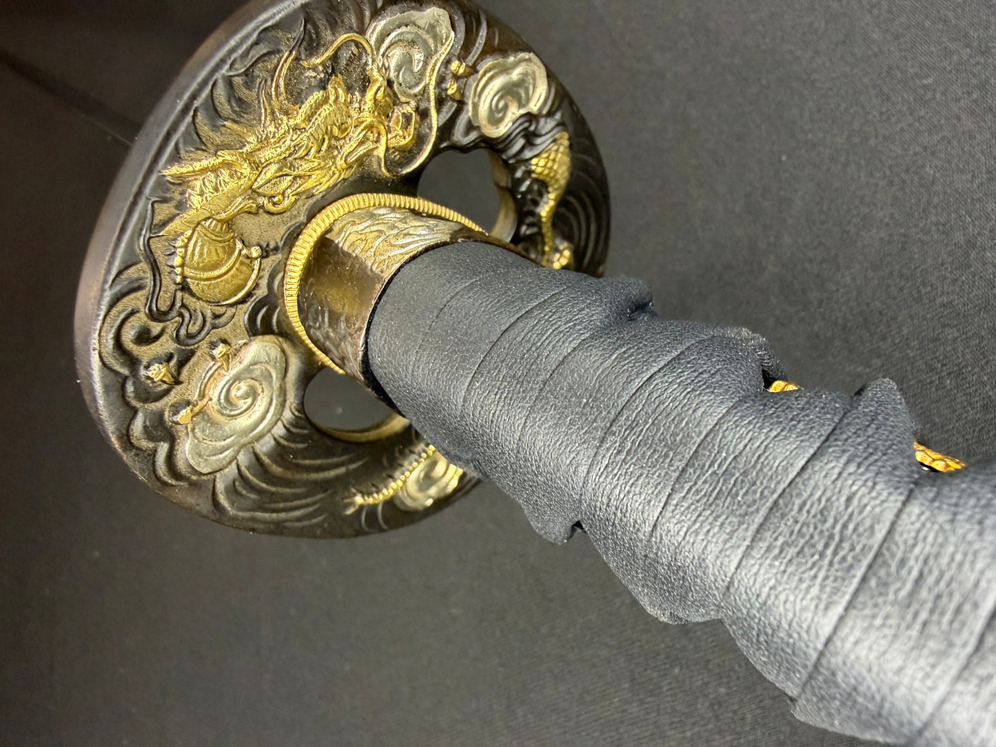 Cloudhammer Katana - Hidden Dragon Series Stormdragon - sx105v Japanese Tool Steel - Ko-Choji Hamon