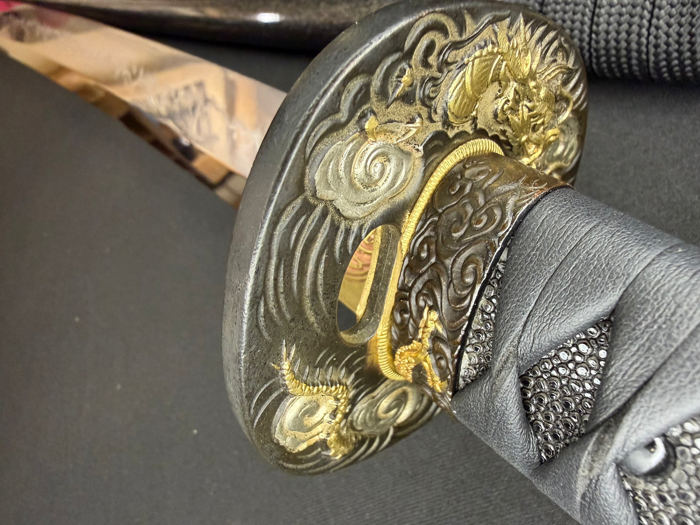 Cloudhammer Katana - Hidden Dragon Series Stormdragon - sx105v Japanese Tool Steel - Ko-Choji Hamon