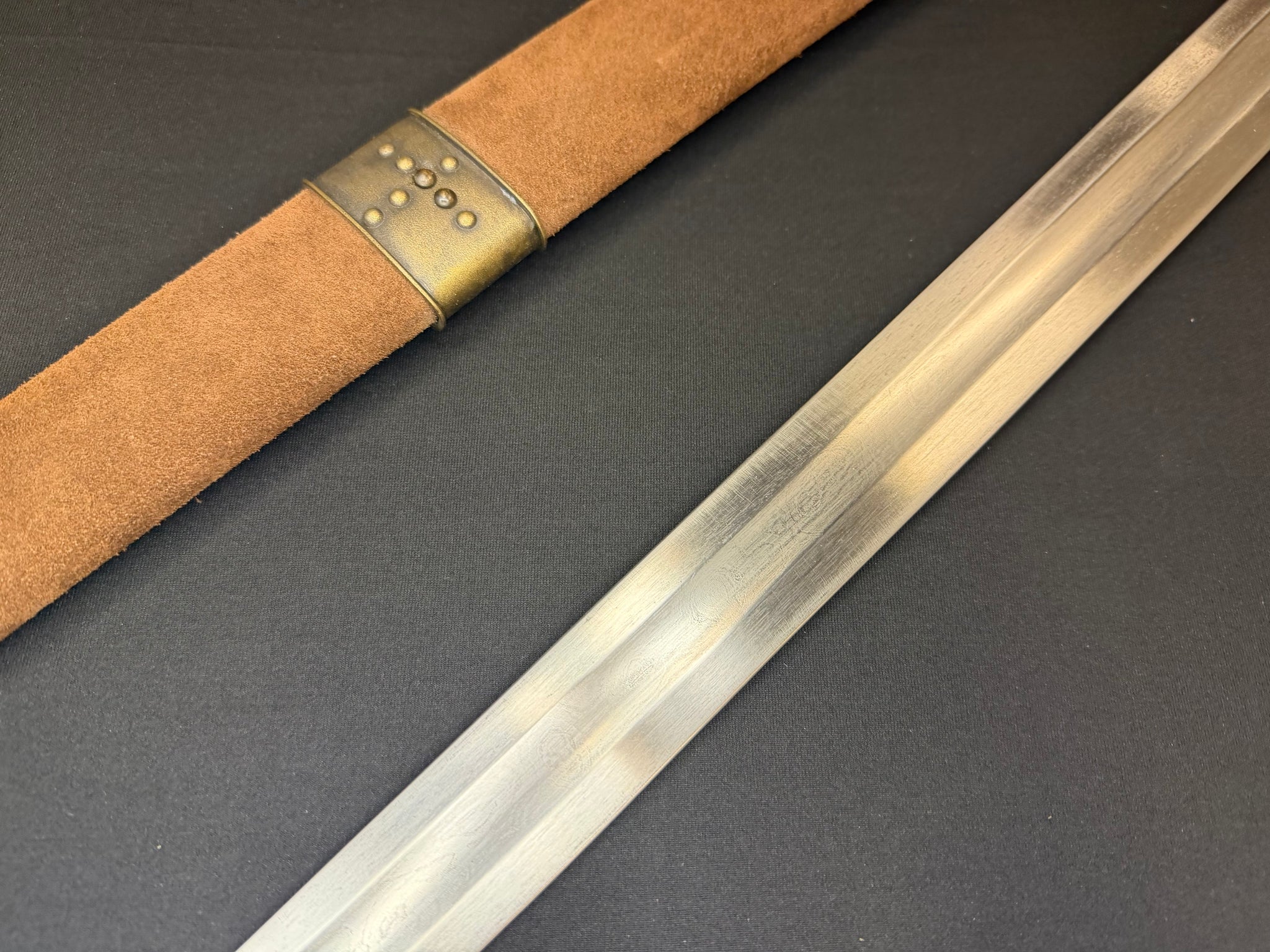 PRE-OWNED Viking Sword - Hanwei Godfred Damascus