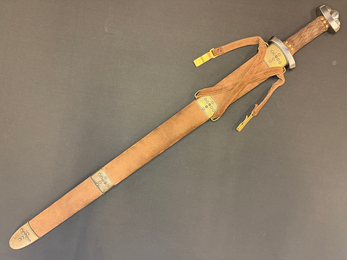 PRE-OWNED Viking Sword - Hanwei Godfred Damascus