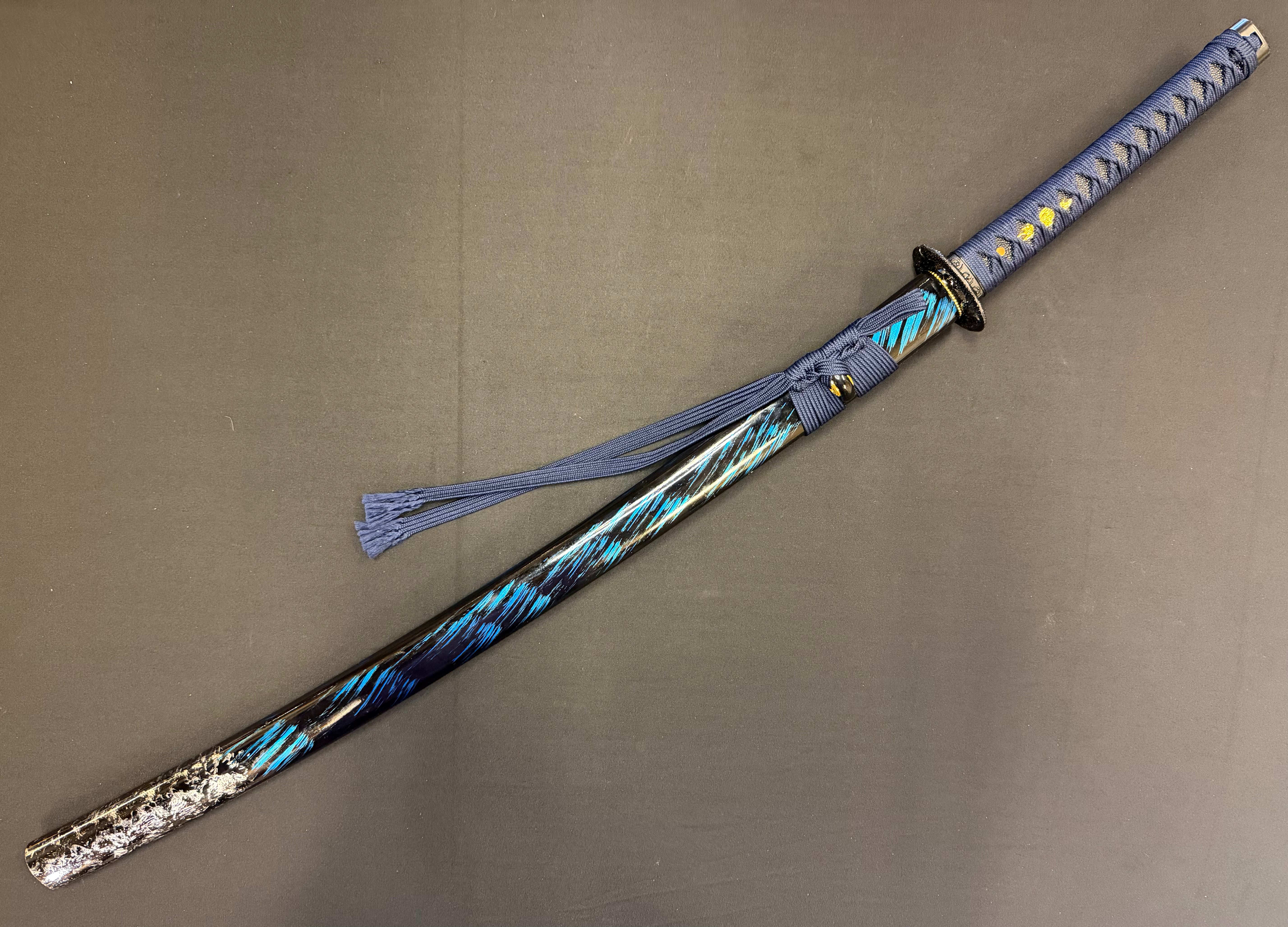 BLEMISHED Dragonspring Forge Katana - Blue Blazing Dragon 65Mn