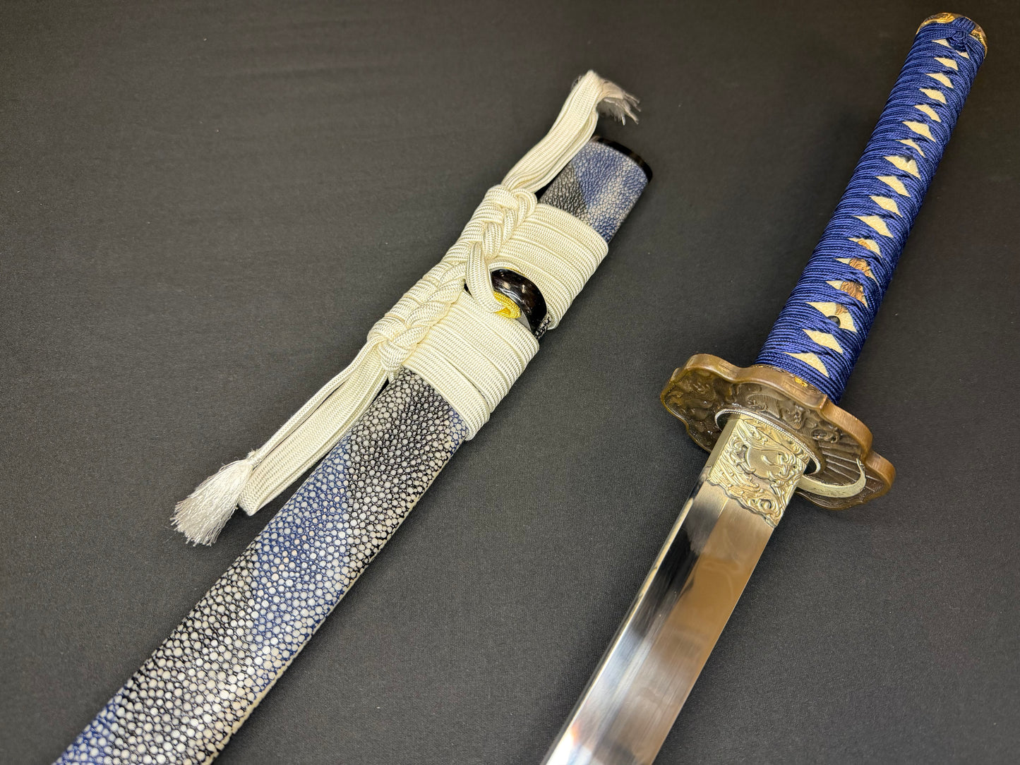 Phoenix Armory Katana - Sun and Moon T10