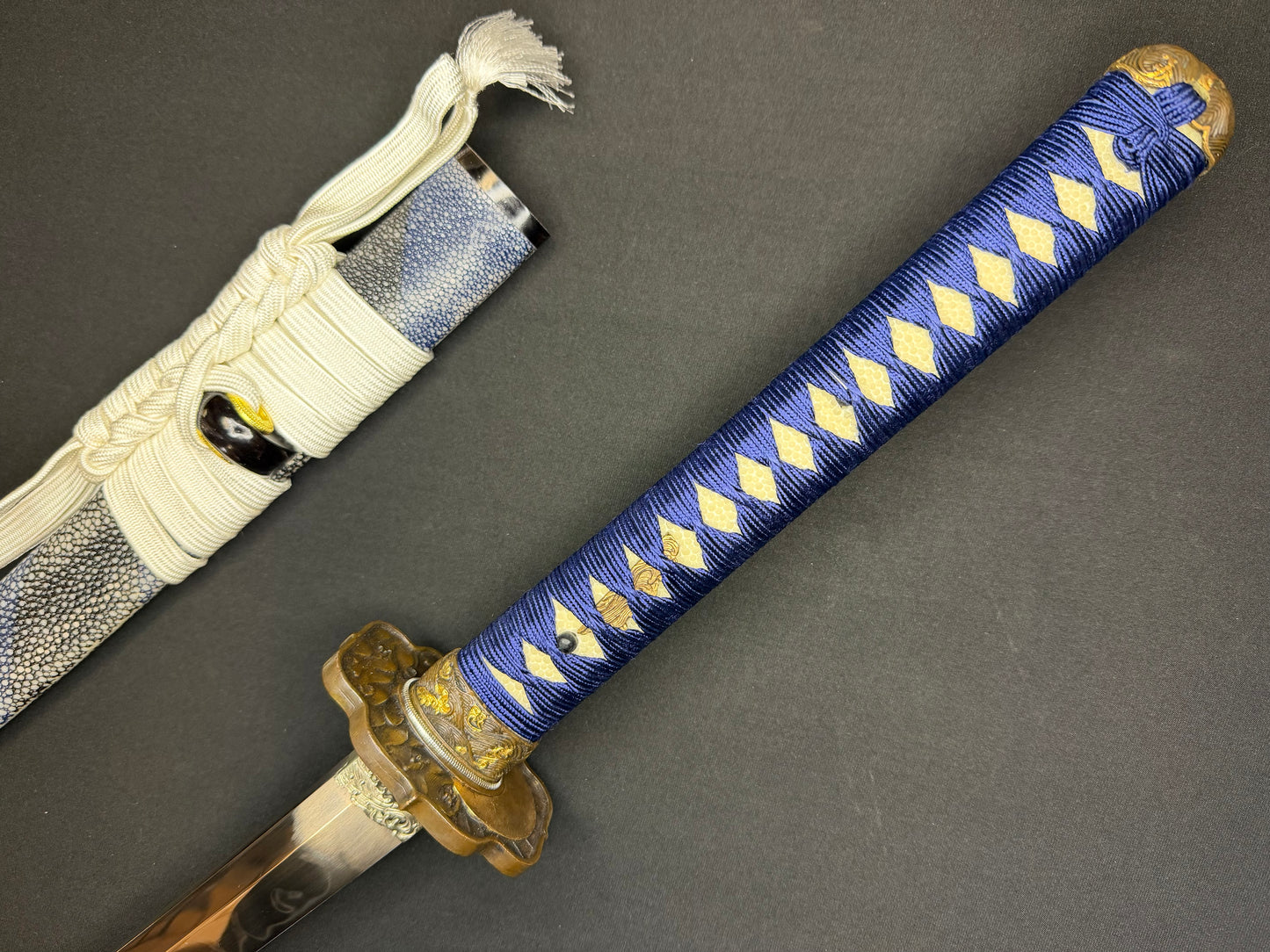 Phoenix Armory Katana - Sun and Moon T10
