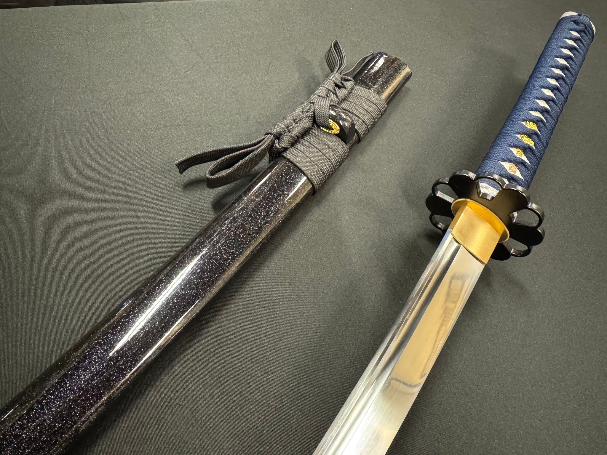 Dragon Spring Katana - Flex Blue Death Chrysanthemum - Mn65