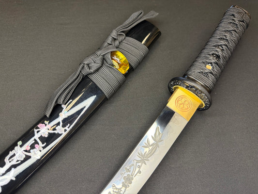 Phoenix Armory Tanto - Summer Blooms Horimono T10