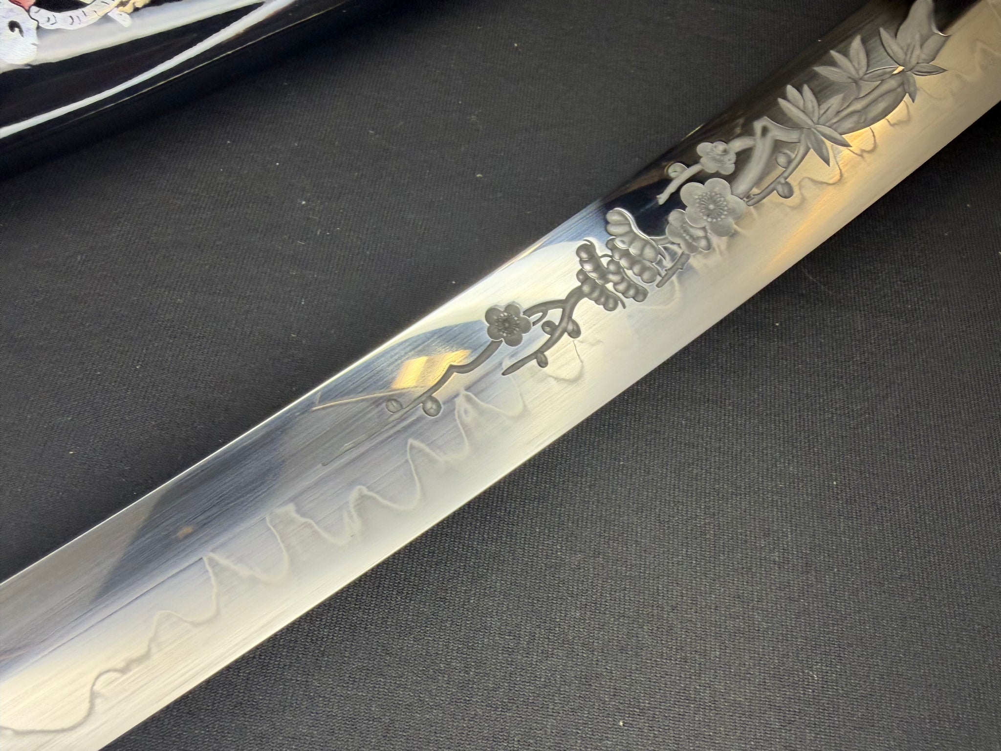 Phoenix Armory Tanto - Summer Blooms Horimono T10