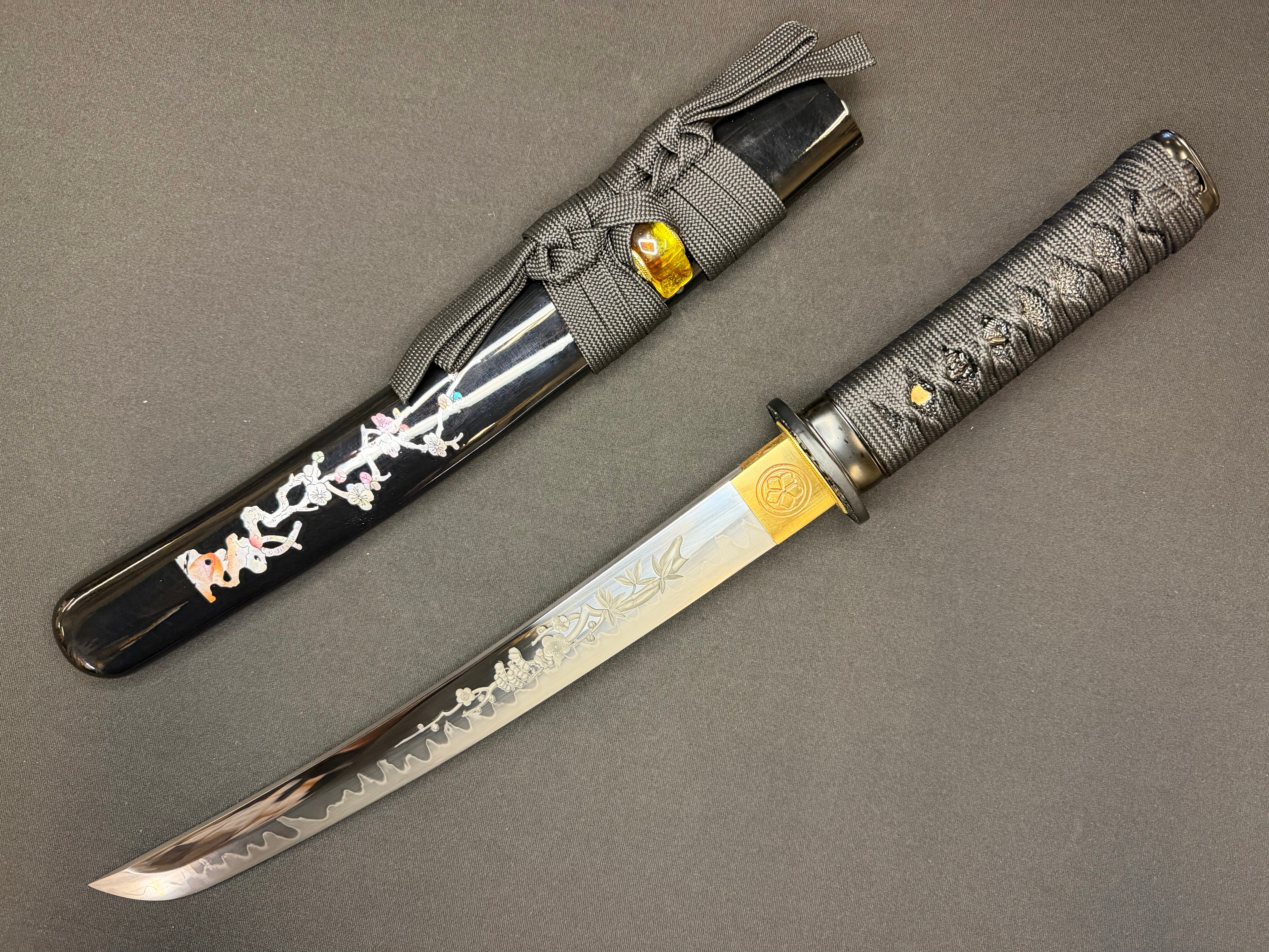 Phoenix Armory Tanto - Summer Blooms Horimono T10