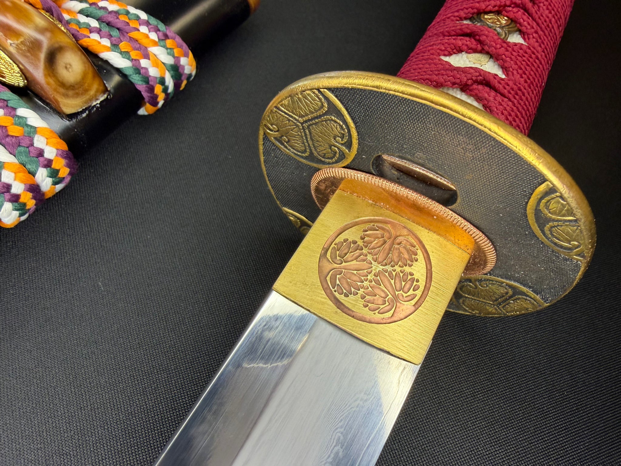 Phoenix Armory Tanto - Crimson Crest - Sanmai Hadori Polish