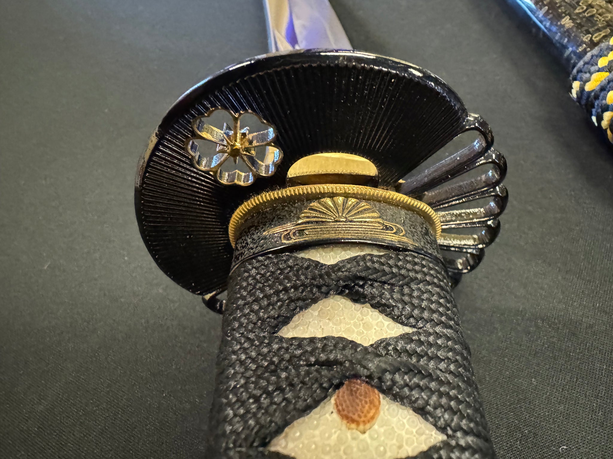 Legacy Steel Tanto - Chrysanthemum Waves T10 Shobu Zukuri