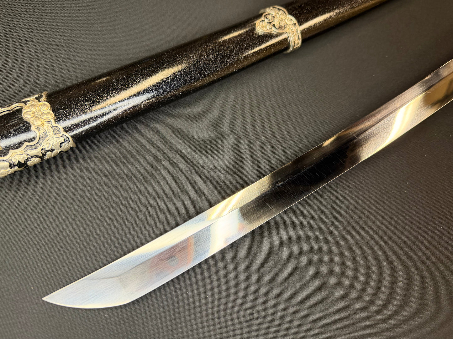 Cloudhammer Naga Wakizashi - Crimson Cherry S5e