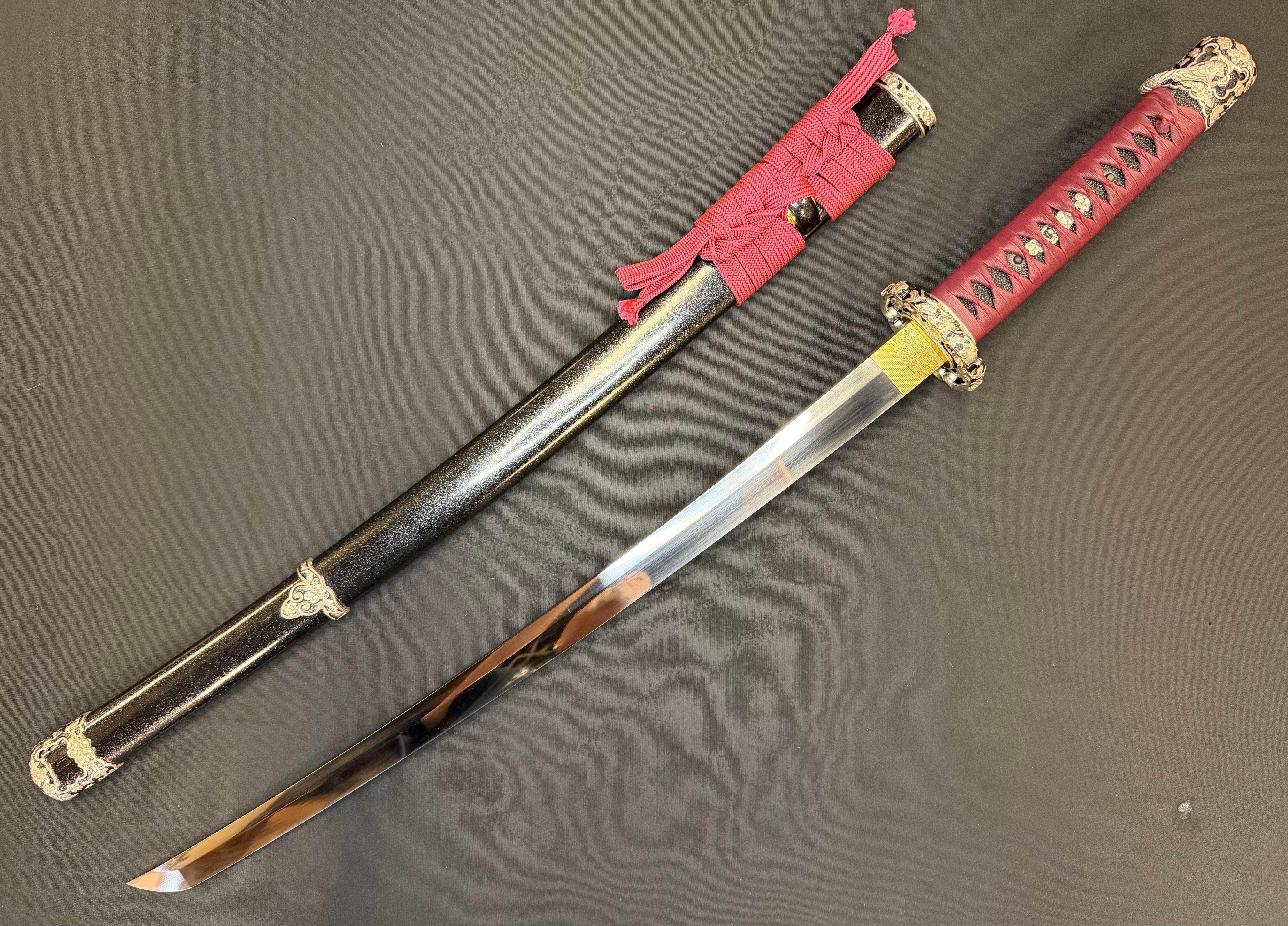 Cloudhammer Naga Wakizashi - Crimson Cherry S5e