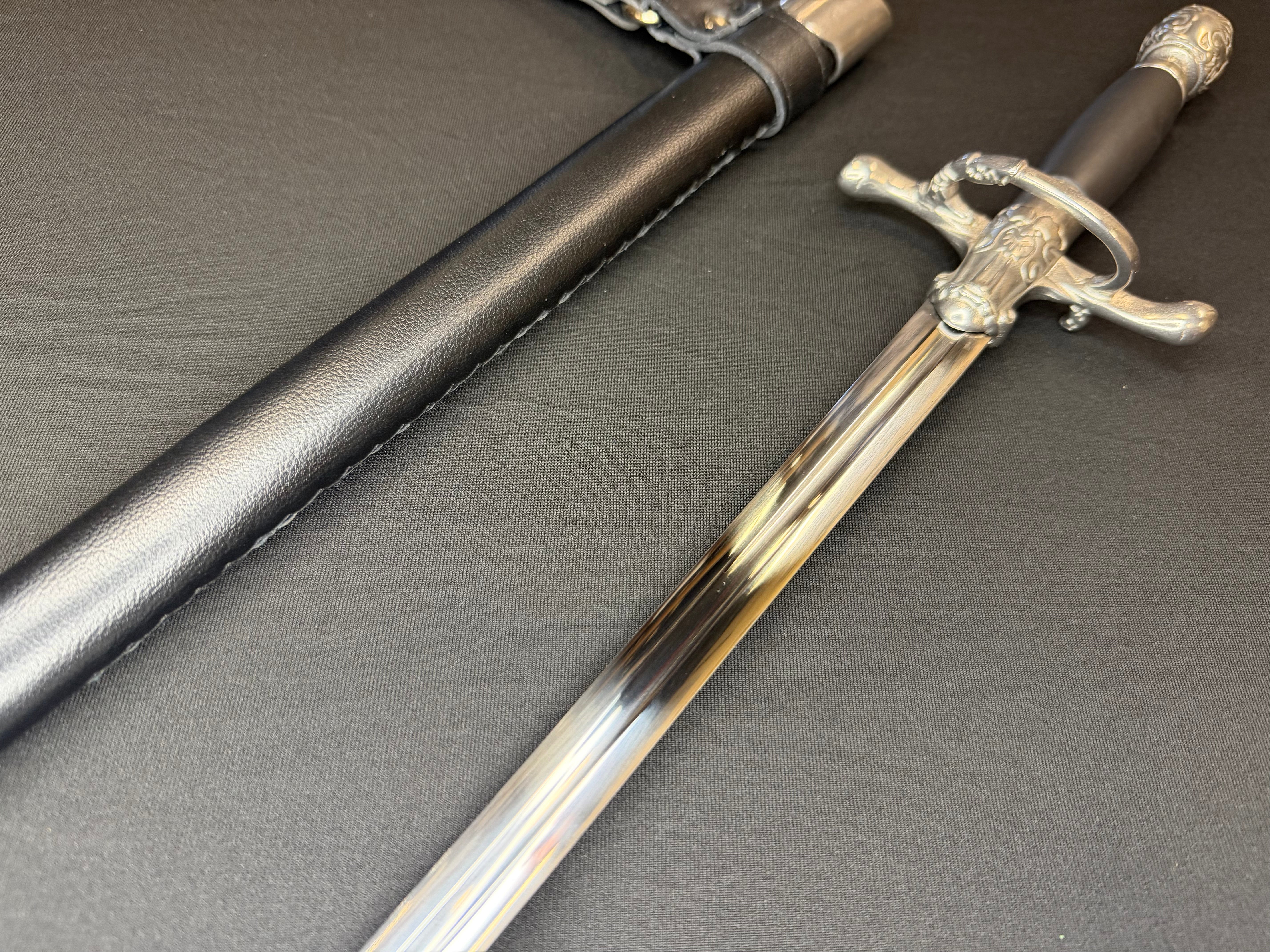 Fantasy No-name Orphan Assassin Girl Pigsticker European Sword
