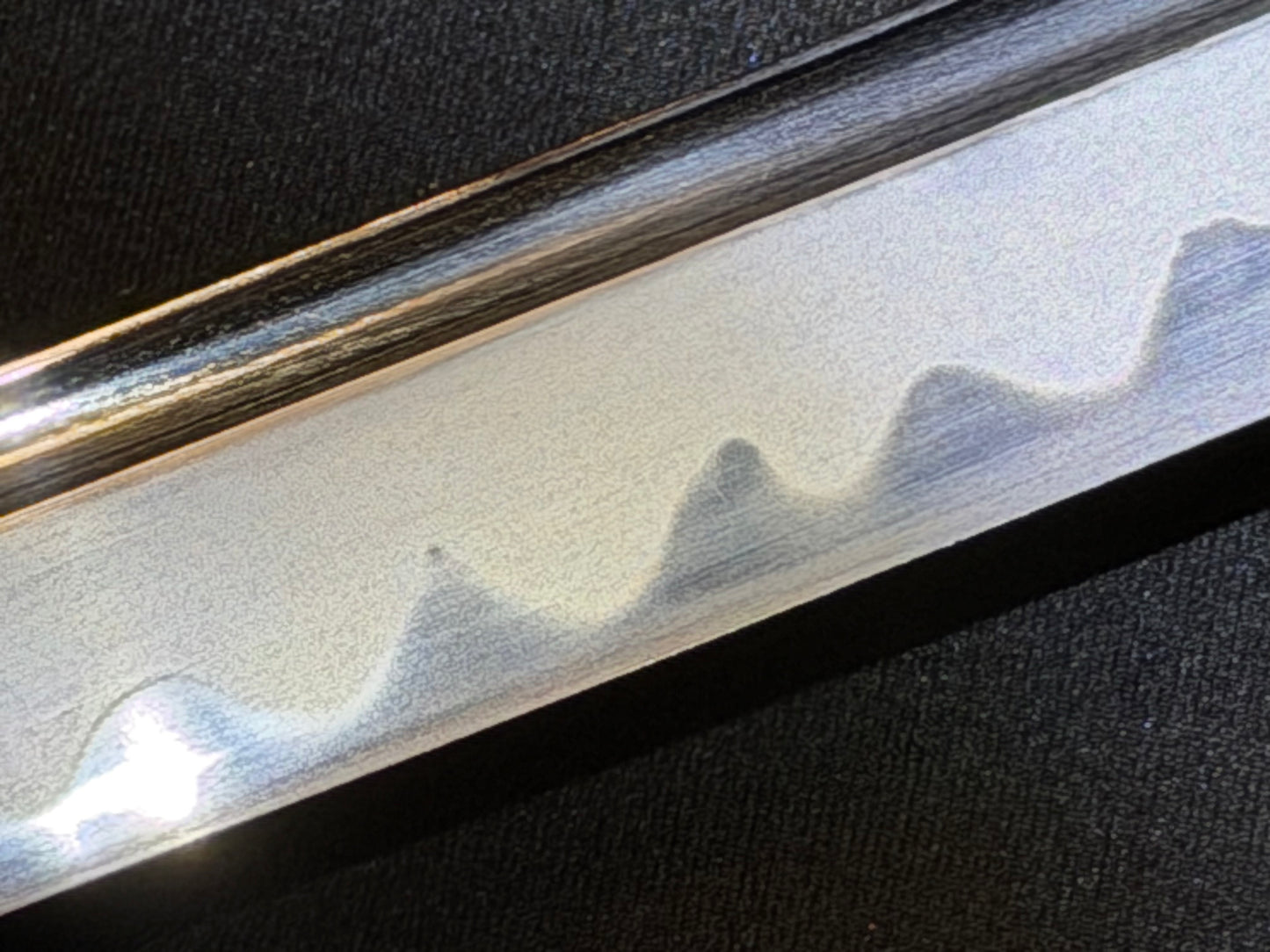 Thaitsuki Shoshin Hana Katana, 1095 Clay tempered