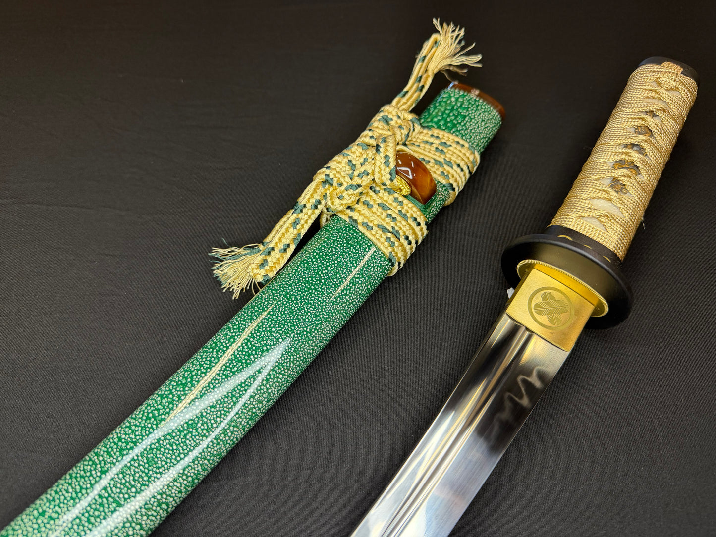Phoenix Armory Tanto - Golden Hawk Kanmuri Otoshi Zukuri T10