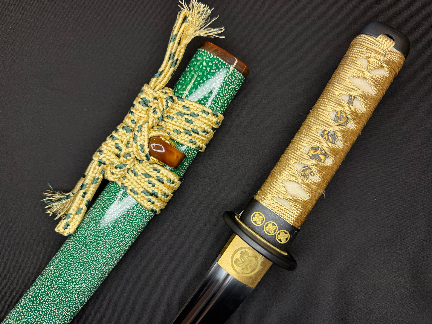 Phoenix Armory Tanto - Golden Hawk Kanmuri Otoshi Zukuri T10