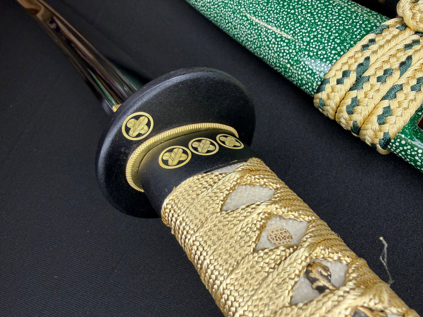 Phoenix Armory Tanto - Golden Hawk Kanmuri Otoshi Zukuri T10