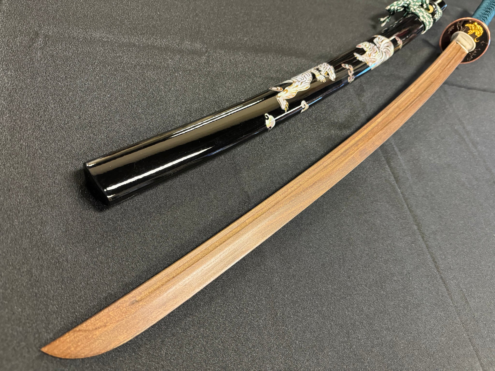 Phoenix Arms Jade Tiger Sakurado Wooden Katana Takemitsu